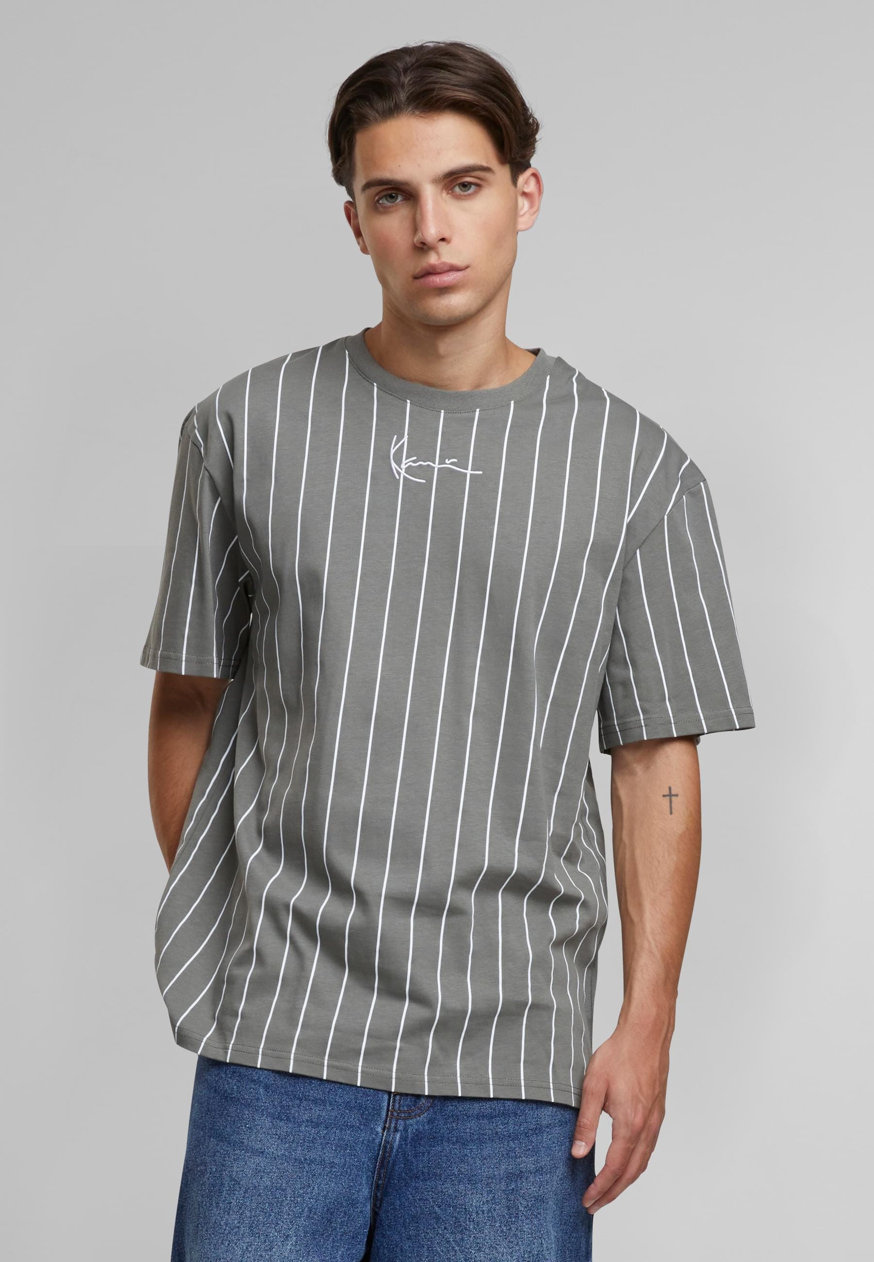 Karl Kani T-Shirt »Karl Kani Karl Kani Small Signature Essential Pinstripe Tee«, (1 tlg.)