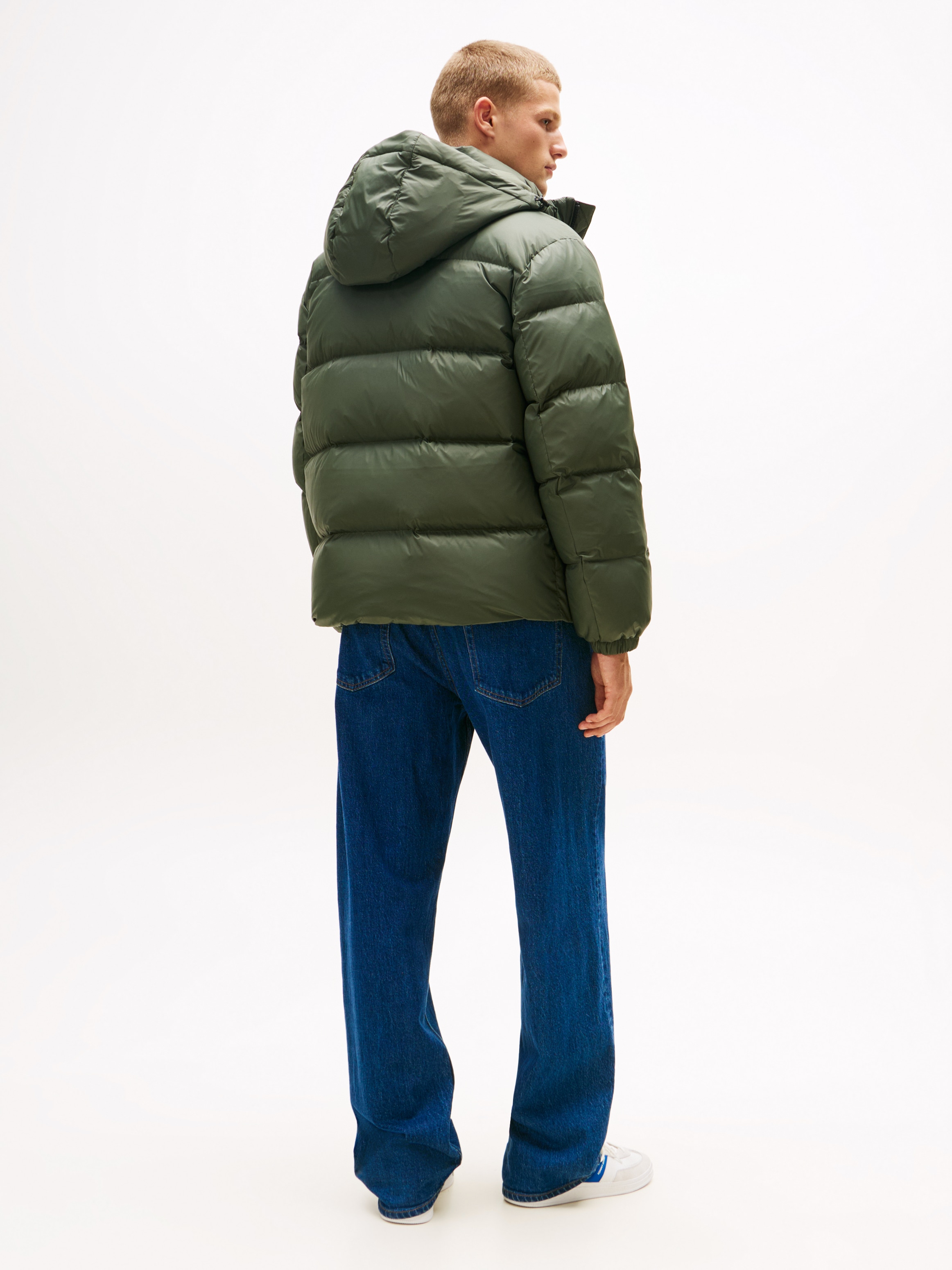 Tommy Jeans »TJM ESSENTIAL DOWN JACKET EXT« mit Kapuze Winterjacke Outdoorjacke Gefüttert 2 in 1 Jacke abnehmbare Kapuze