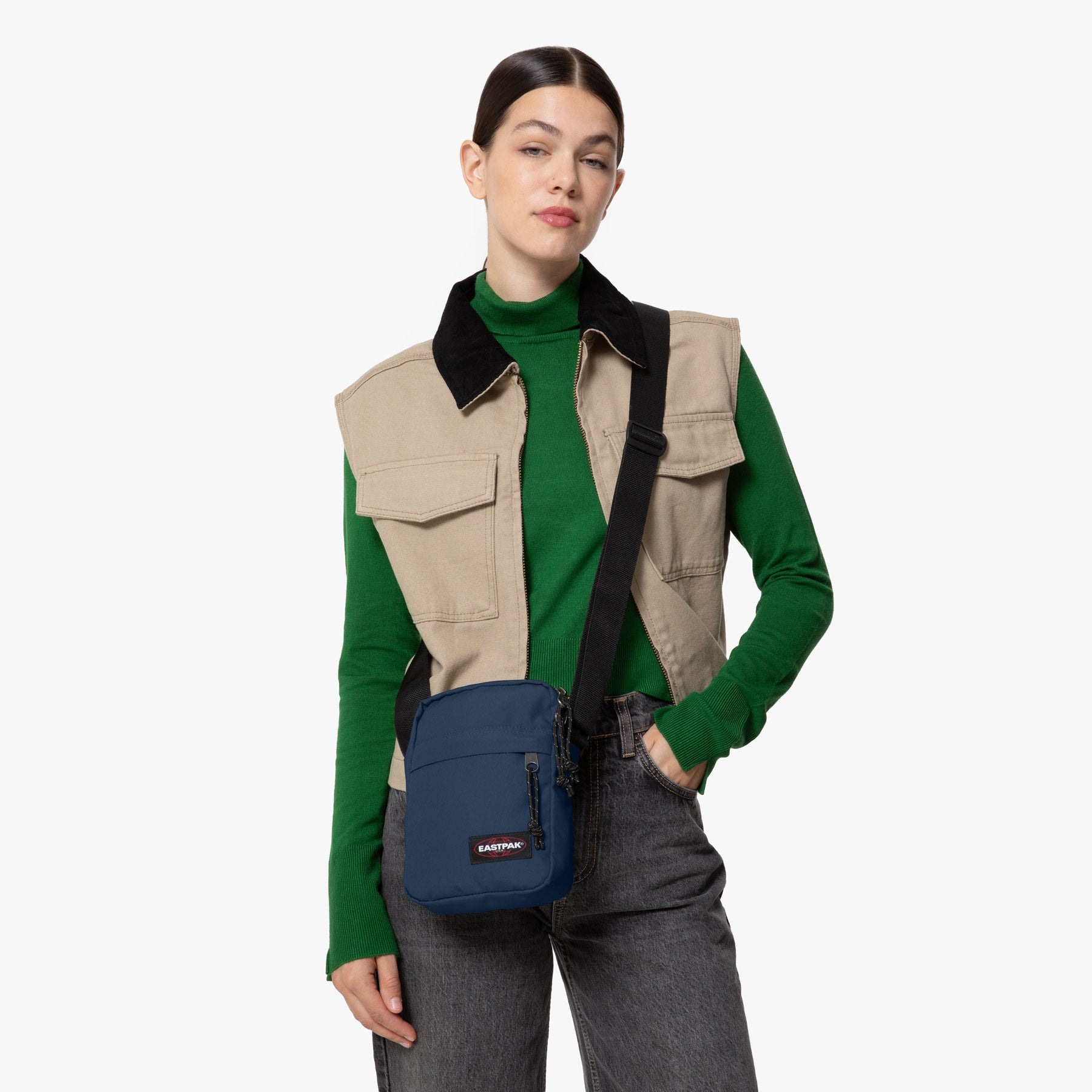 Eastpak Umhängetasche »THE ONE« im praktischen Design