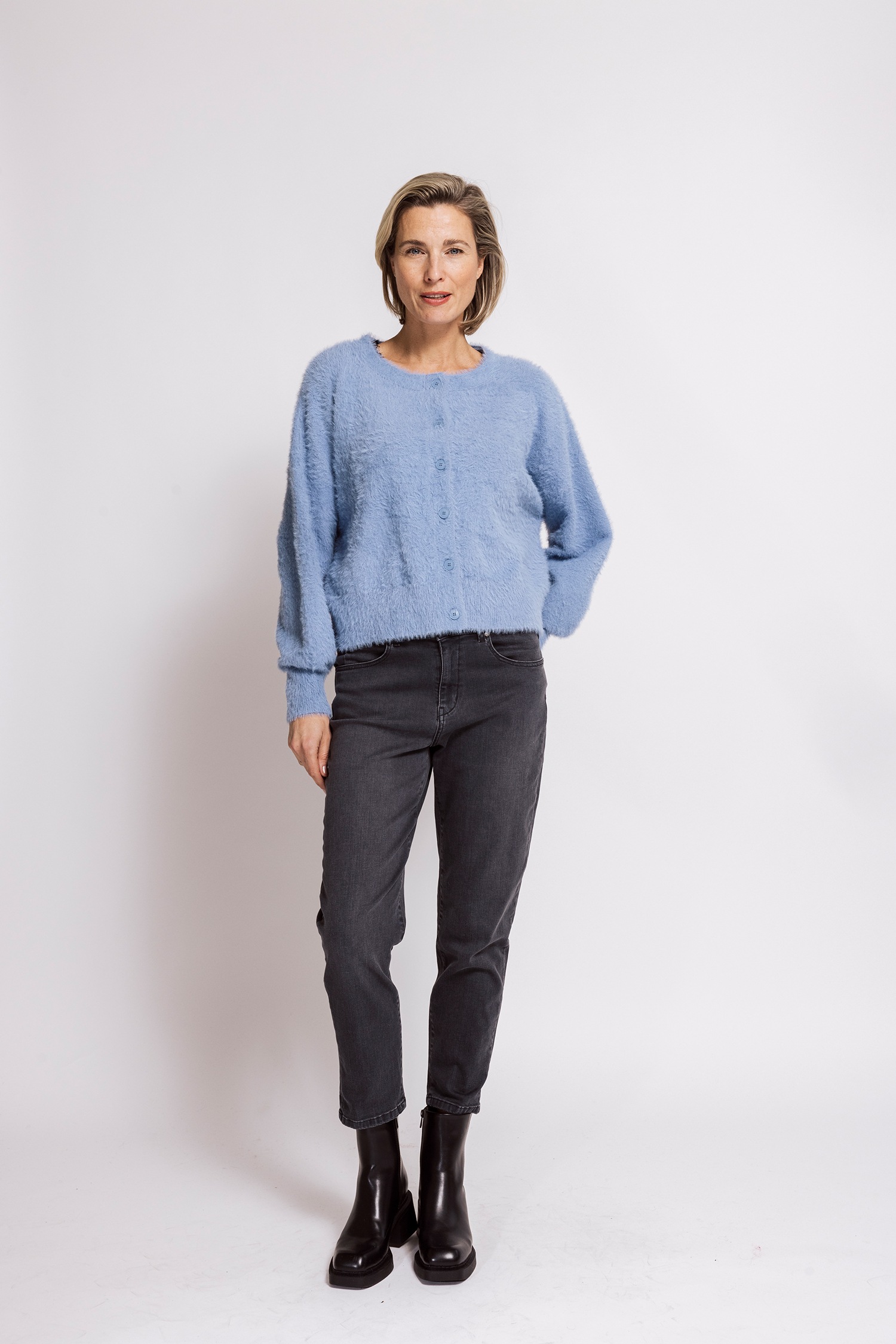 Zhrill Cardigan »MASA« mit Rundhals und Knopfleiste