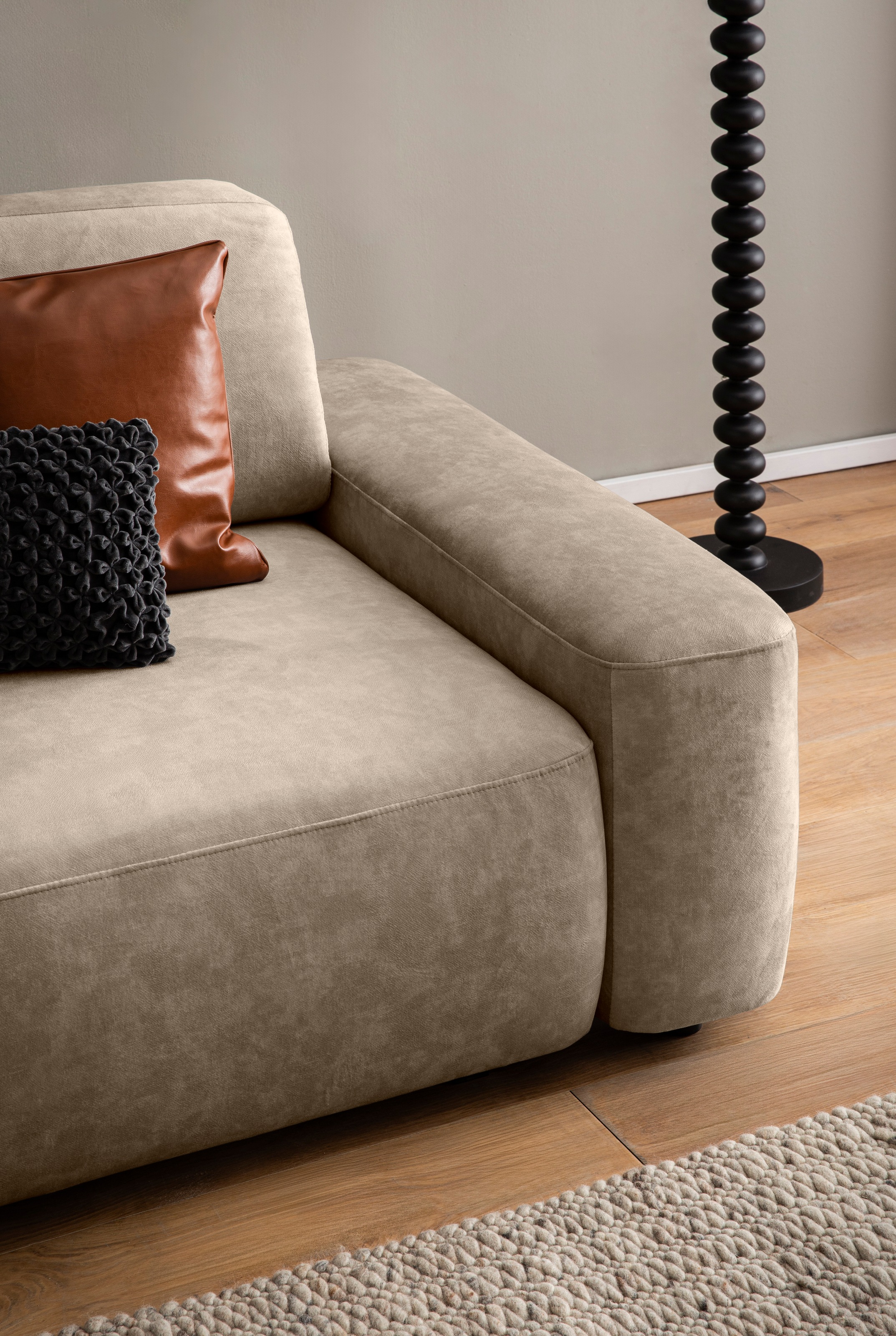INOSIGN 3-Sitzer »TORGE (257cm), Sofa,Schlafsofa in Cord, Samtvelours, Struktur fein«, rundes Design, Schlaffunktion u. Bettkasten, Liegefläche: 135/200 cm