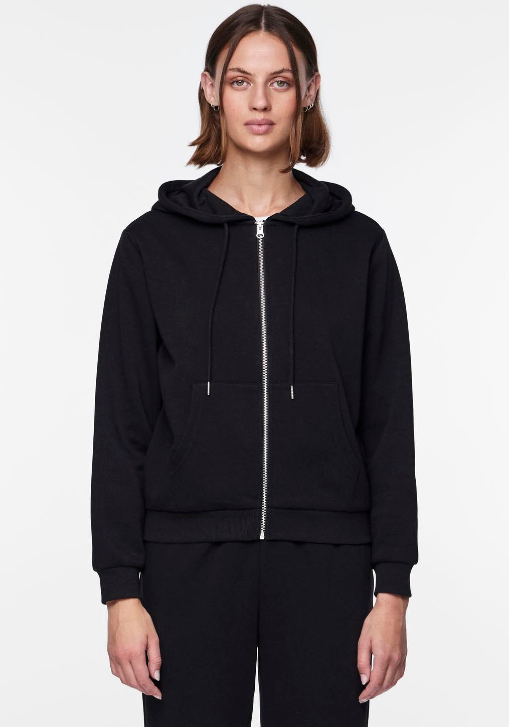 pieces Kapuzensweatshirt "PCCHILLI LS ZIP HOODIE NOOS BC" günstig online kaufen