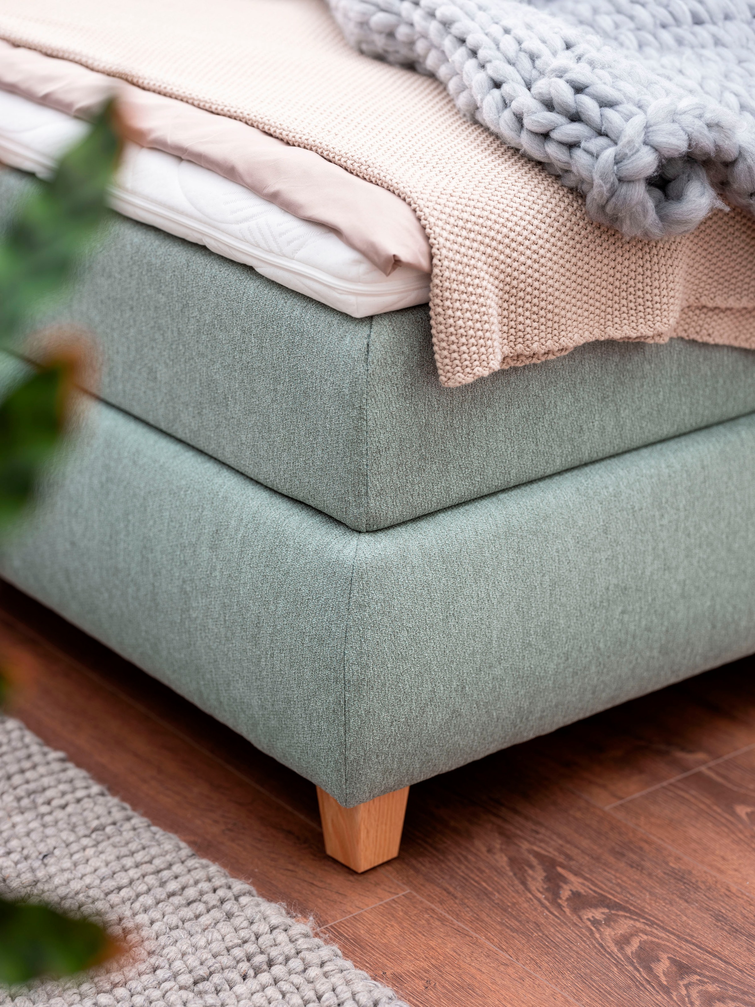 alina Boxspringbett »Luella«, ADA trendline Boxspringbett, inkl. Matratze und Viscoschaum-Topper