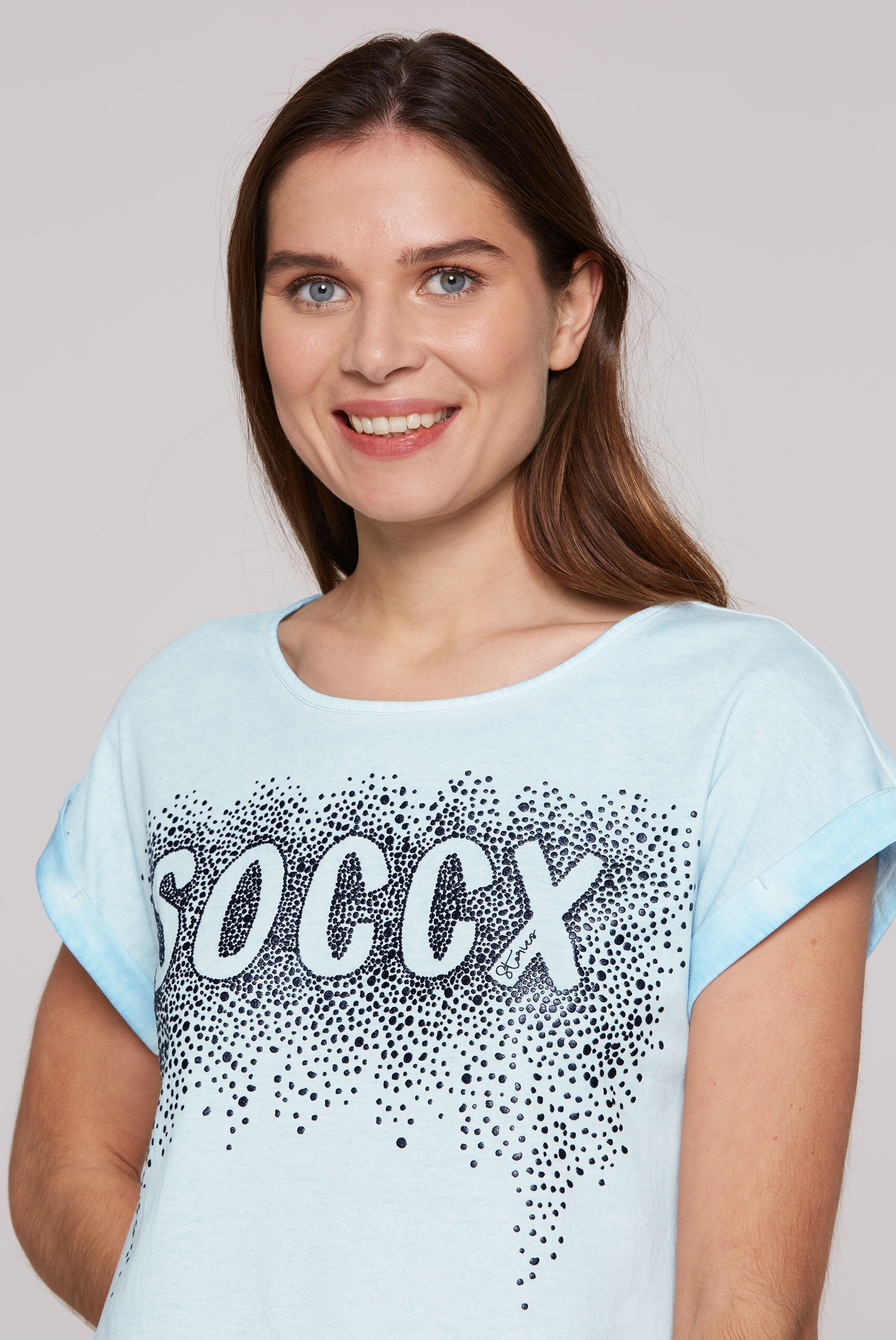 SOCCX Rundhalsshirt, mit überschnittenen Schultern