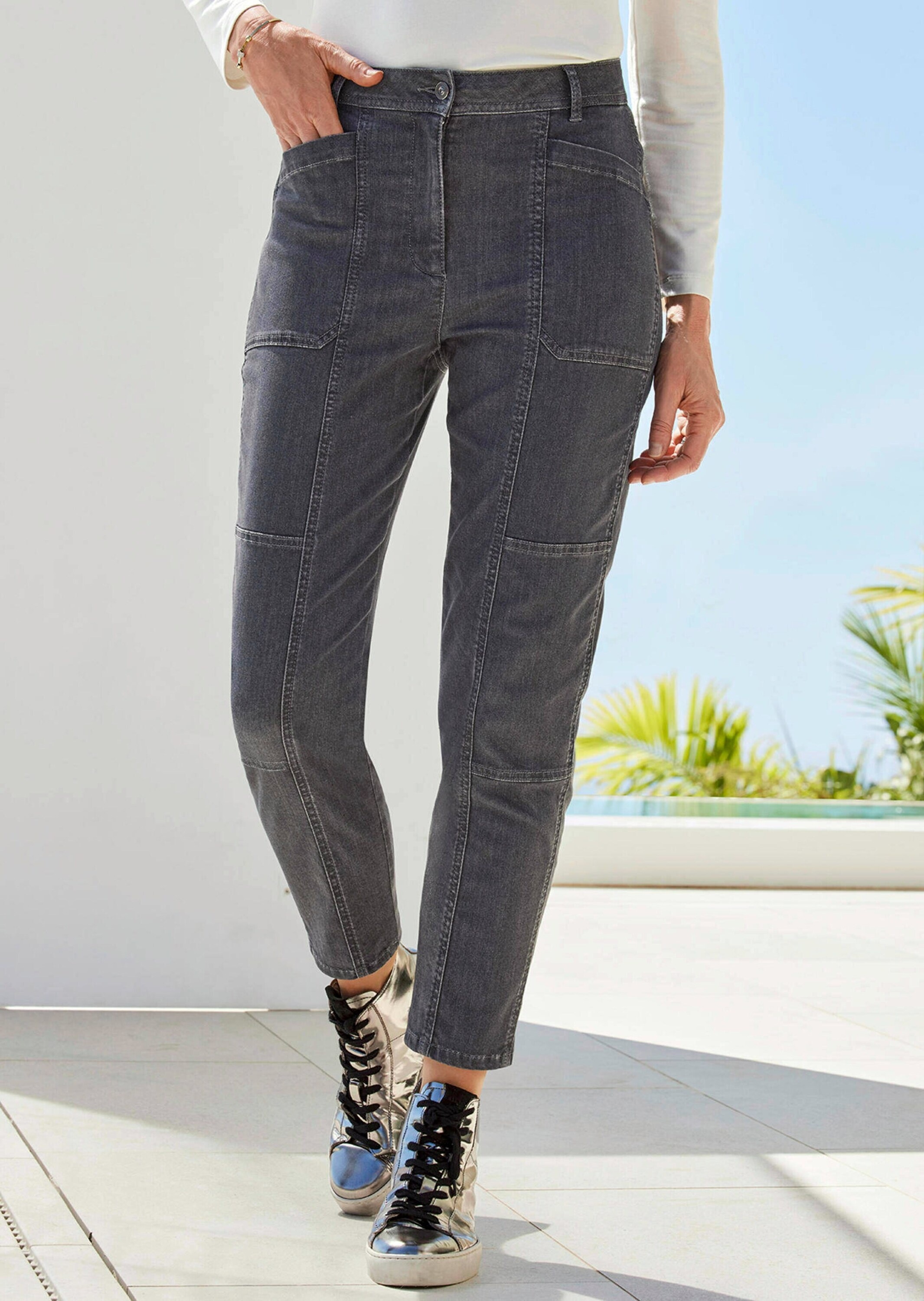 Thumbnail - GOLDNER Chinohose "Kurzgröße Jeans mit Wascheffekt"