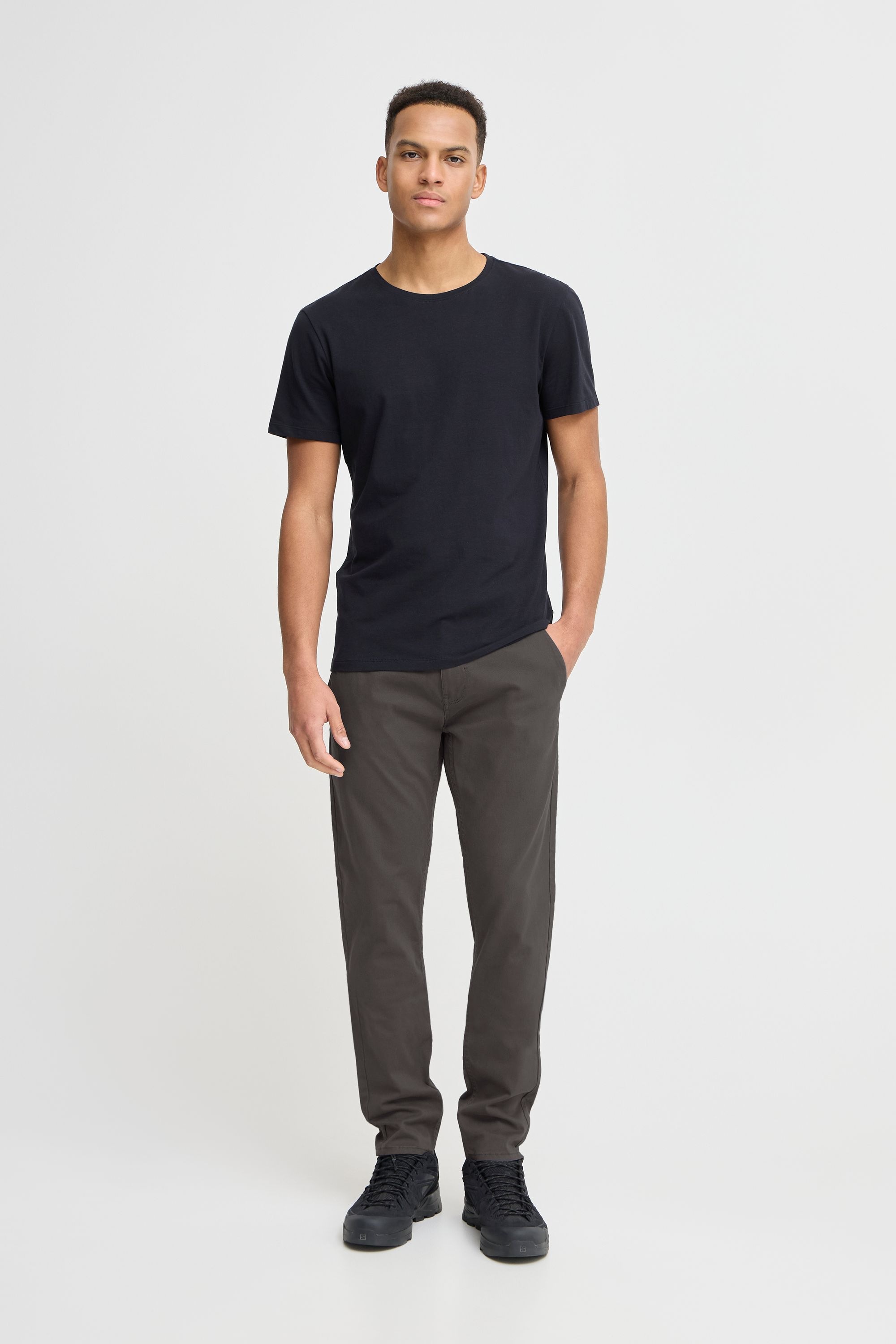 Chinohose BLEND "BHNatan", Herren, Gr. 36, Länge 30, asphalt, Web, 98% Baumwolle, 2% Elasthan, unifarben, schmal normal, Hosen Chinohose, Stoffhose mit normalem Bund und schmalem Beinen - Slim Fit 5