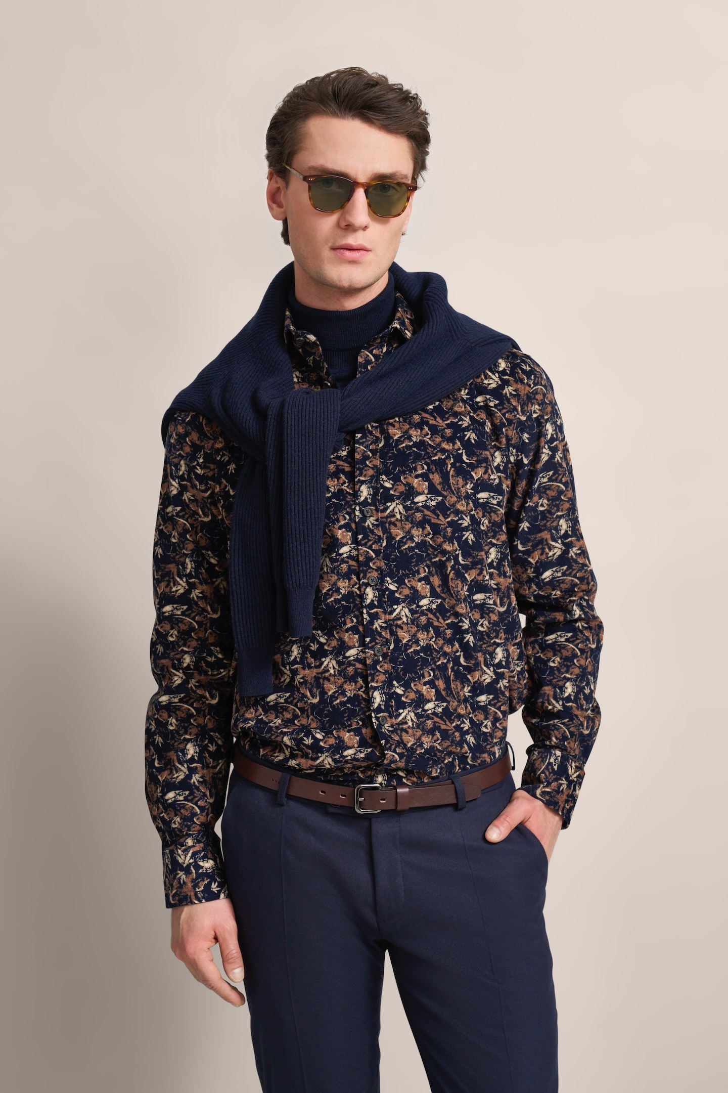 Bugatti Herren Langarmhemd Marineblau mit Grafikprint Größe L 3