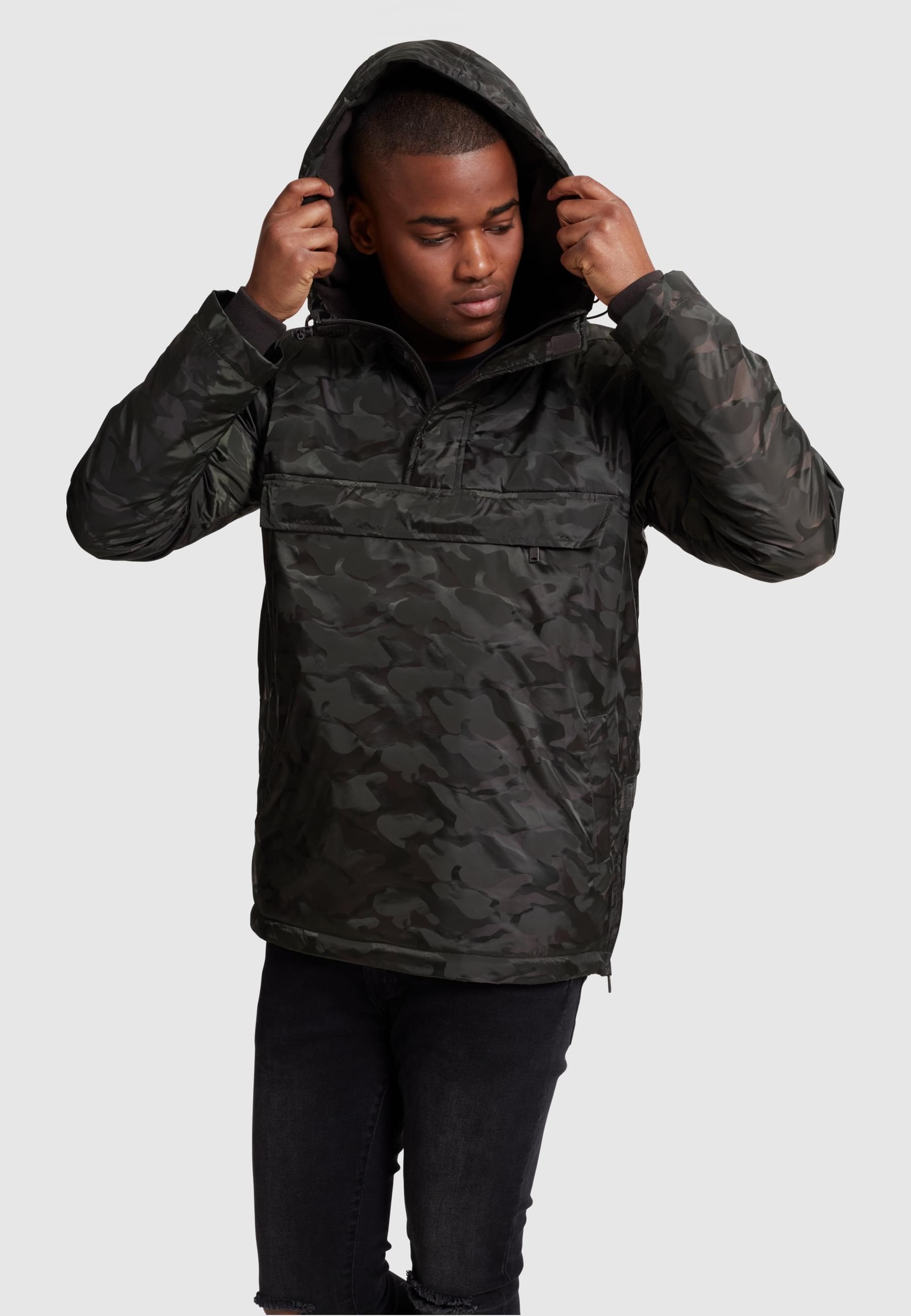URBAN CLASSICS Anorak »Urban Classics Herren Padded Camo Pull Over Jacket«, (1 St.), mit Kapuze