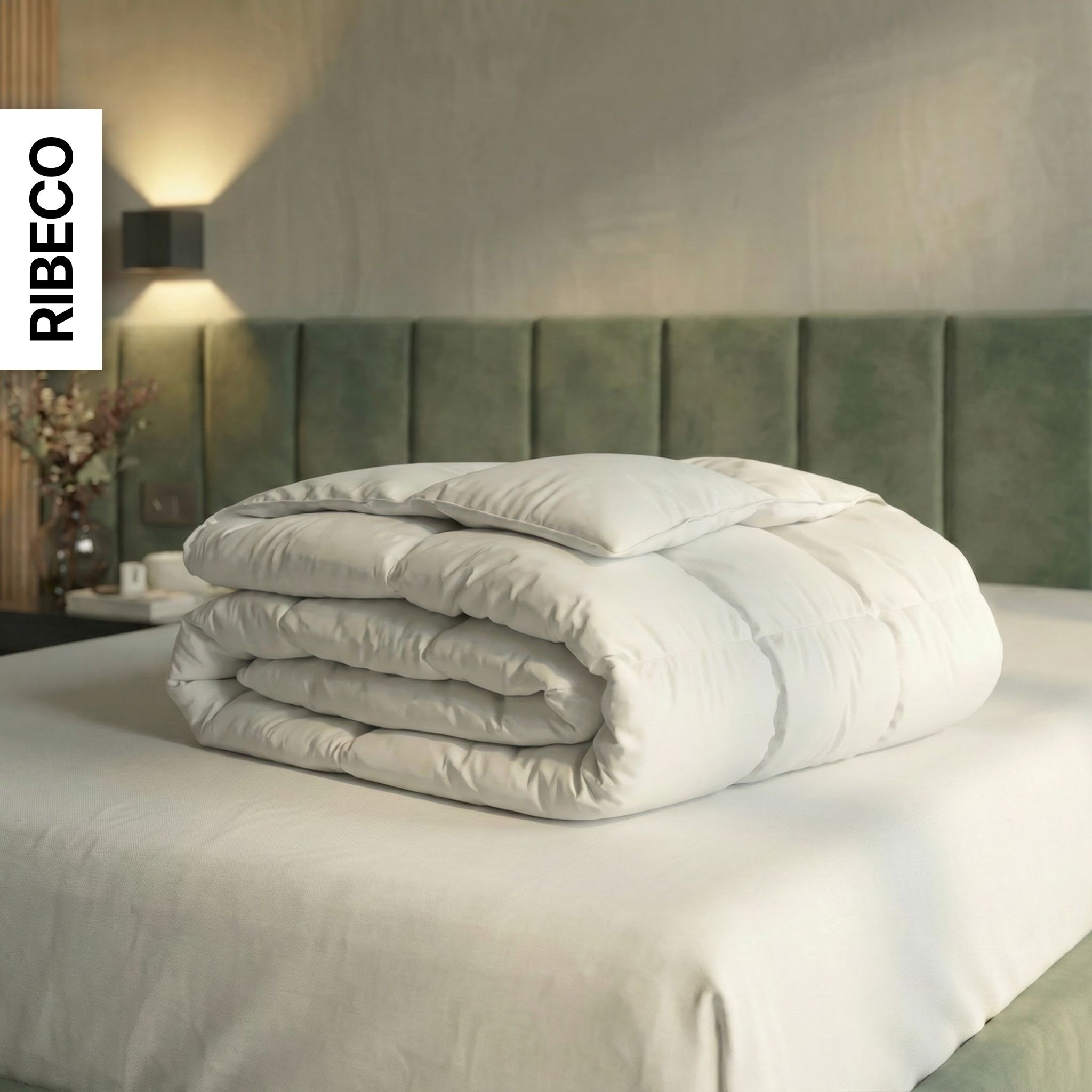 RIBECO Daunenbettdecke »Johanna, Bettdecke in 135x200 und 155x220cm und weiteren Größen« leicht Füllung 80Daunen20Federn 1 Stk. tlg. Topseller, Daunen und Federn, Daunendecke, Federdecke, Made in Germany