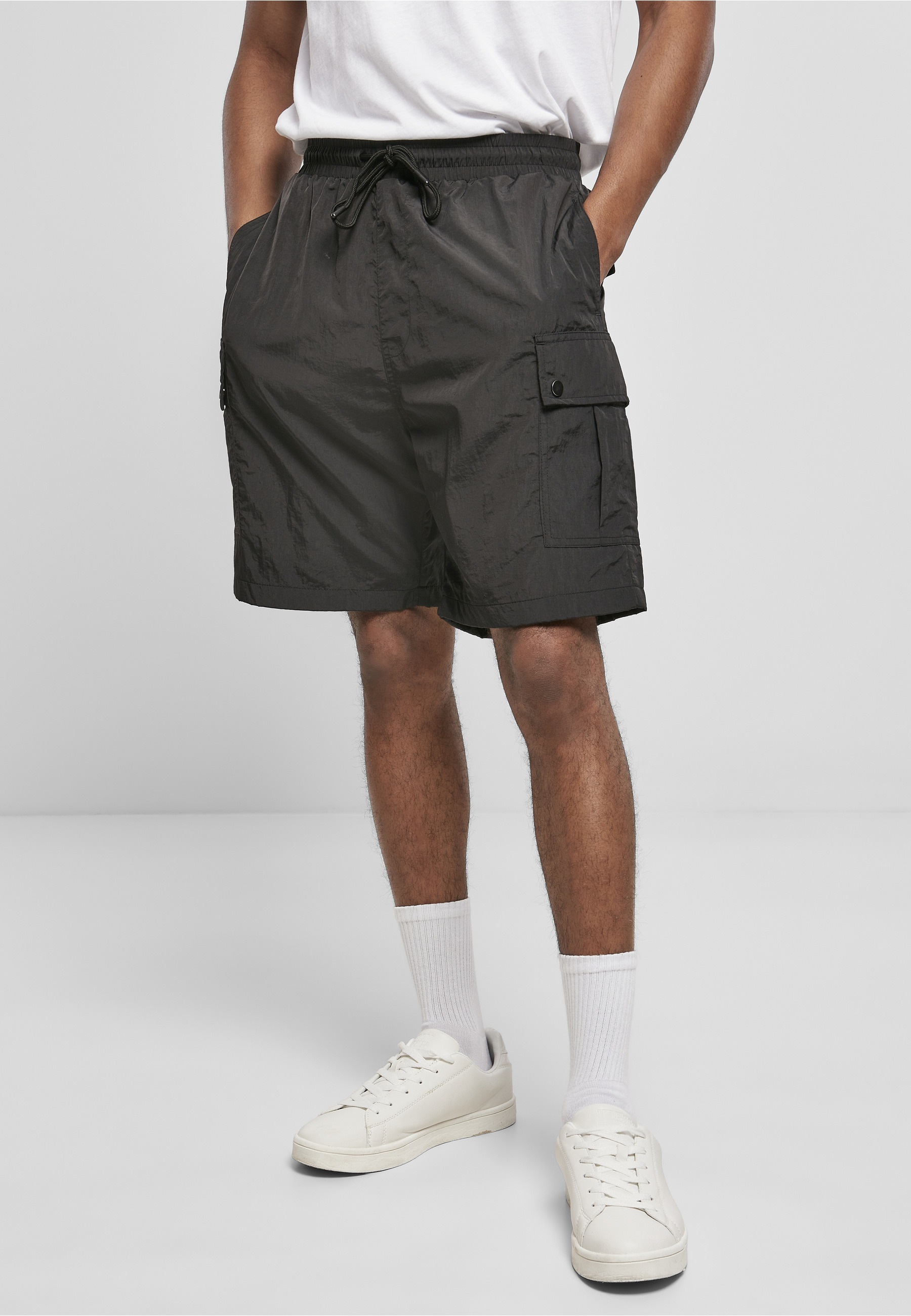 URBAN CLASSICS Cargohose »Urban Classics Herren Nylon Cargo Shorts«