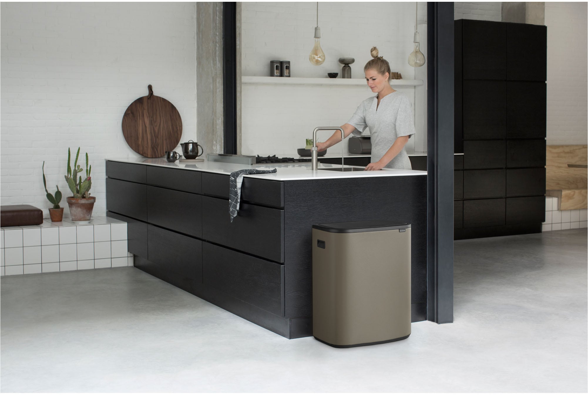 Brabantia Mülleimer »Bo Touch Bin, 2 x 30L«, Soft-Touch-Öffnungssystem