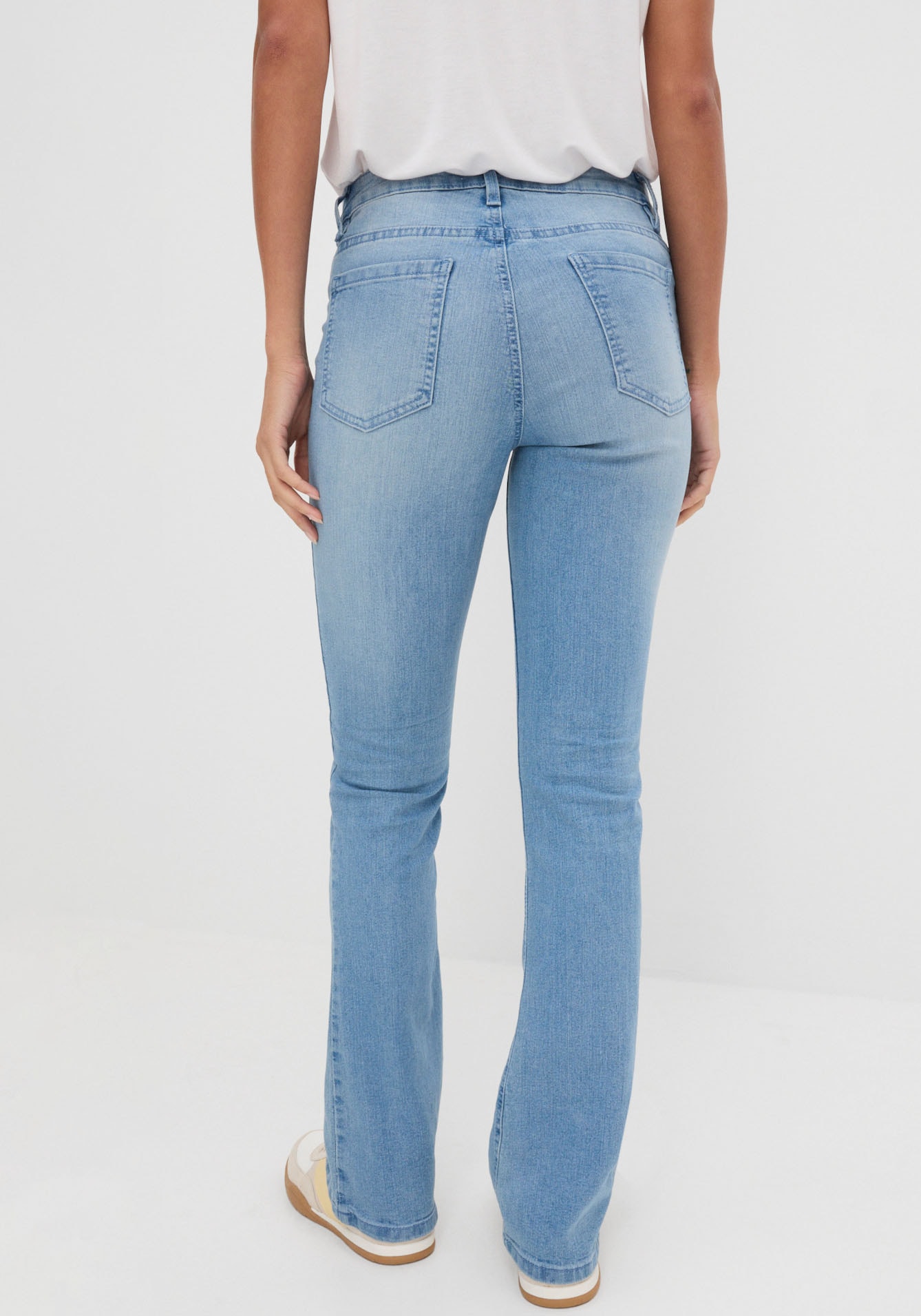 bonprix Schlagjeans »Flared Jeans Mid Waist, Stretch« 5-Pocket-Style, aus Baumwolle, Polyester und Elasthan, Mid Waist