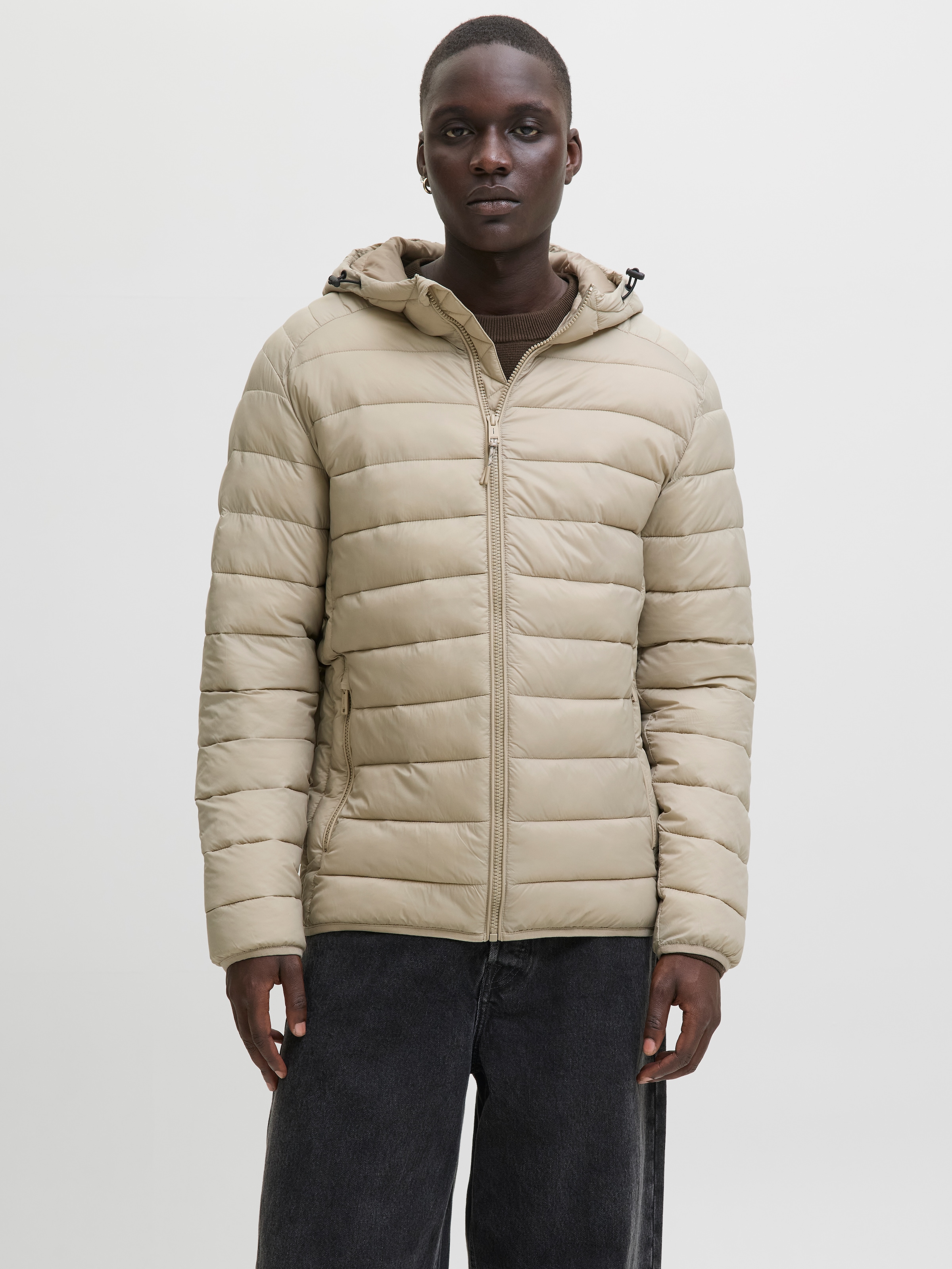 Jack & Jones Steppjacke "JJEBRADLEY LIGHT PUFFER HOOD NOOS" mit Kapuze günstig online kaufen