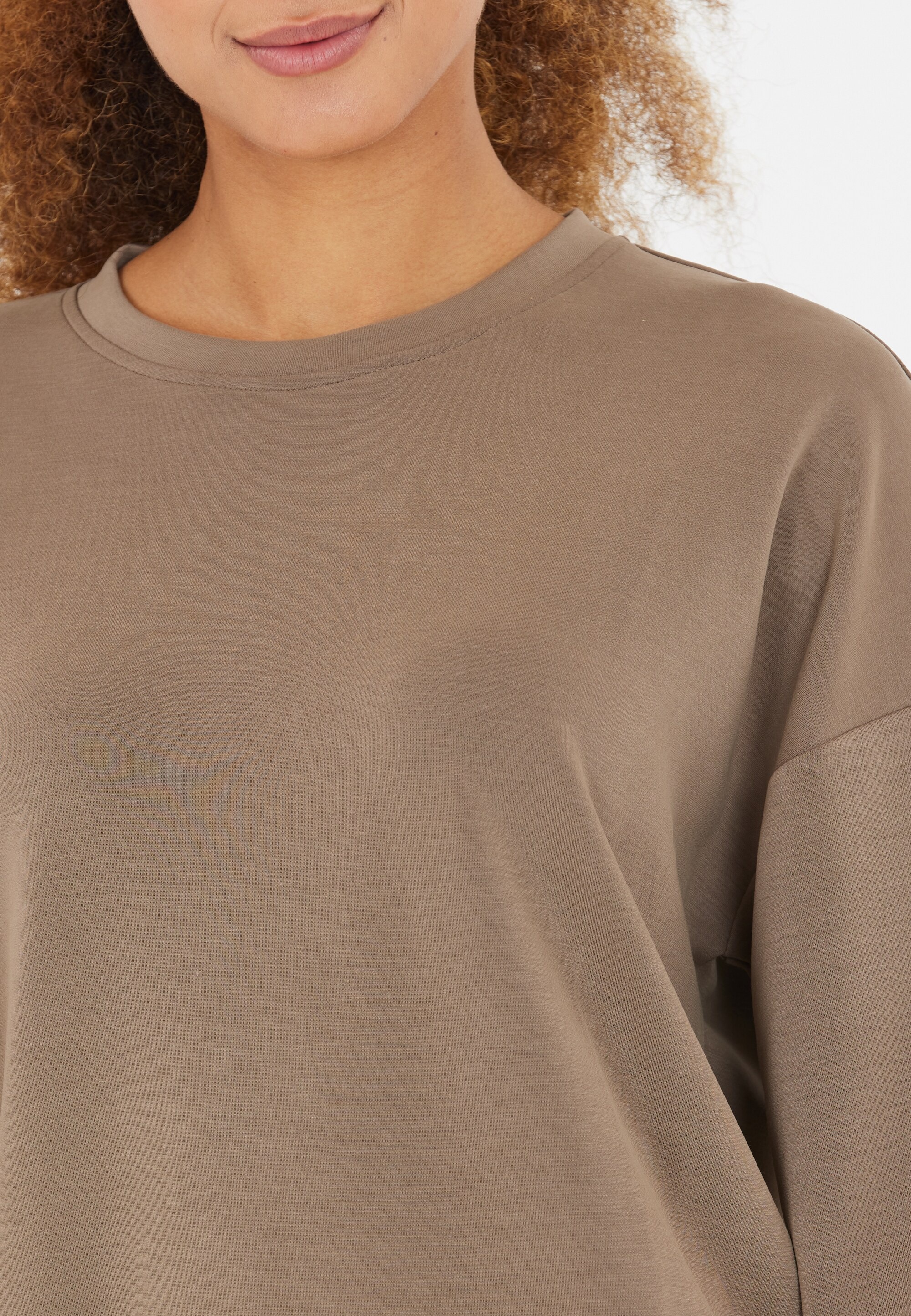 ATHLECIA Sweatshirt »Jillnana«, im klassischen Design