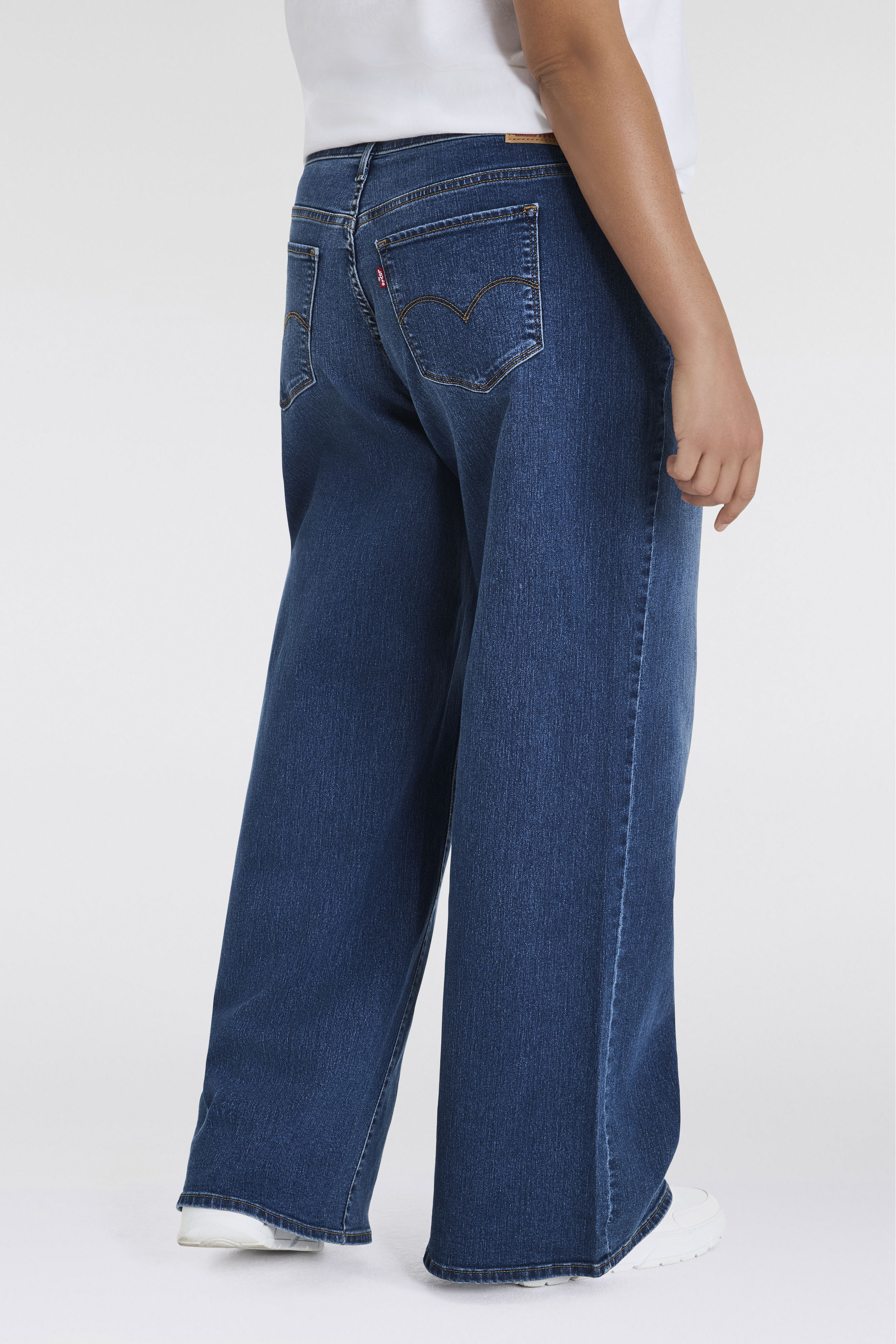 Thumbnail - Levis Plus Weite Jeans "PL 318 SHAPING WIDE LEG" im Five-Pocket Style