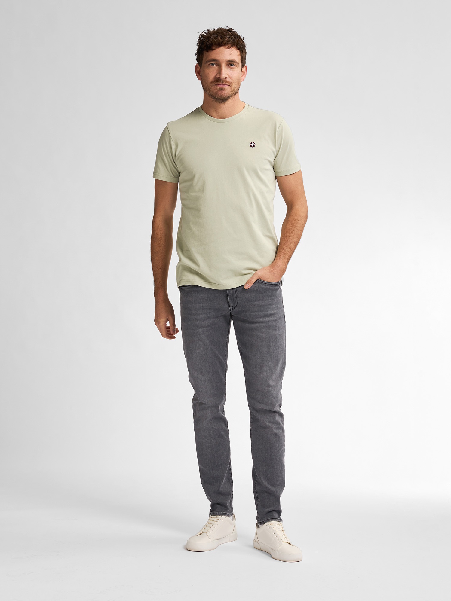 Petrol Industries Rundhalsshirt, mit Logo Stickerei