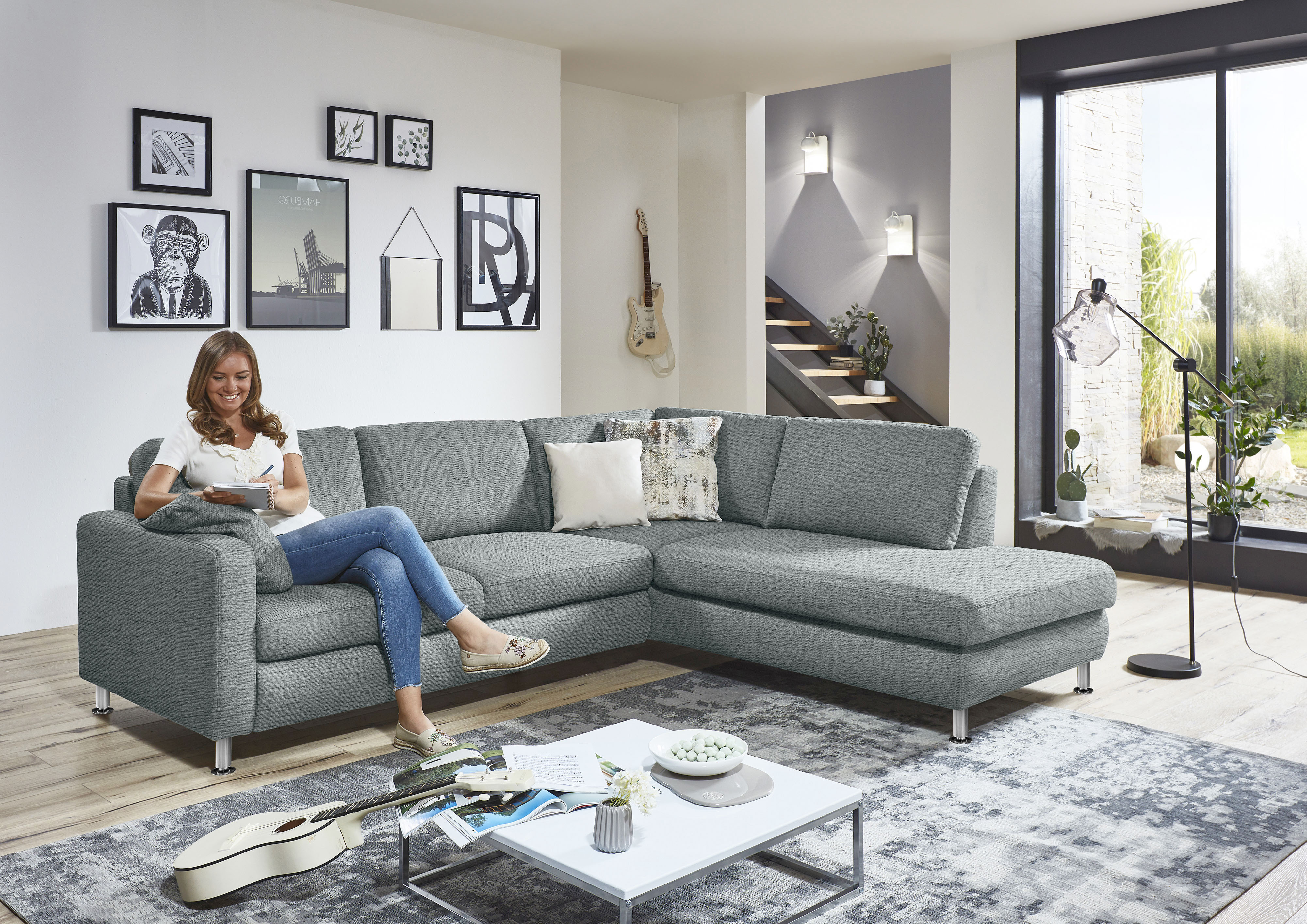 Die PlanBar Ecksofa "MP-IN19027 L-Form" wahlweise mit Schlaffunktion, mit Kaltschaum