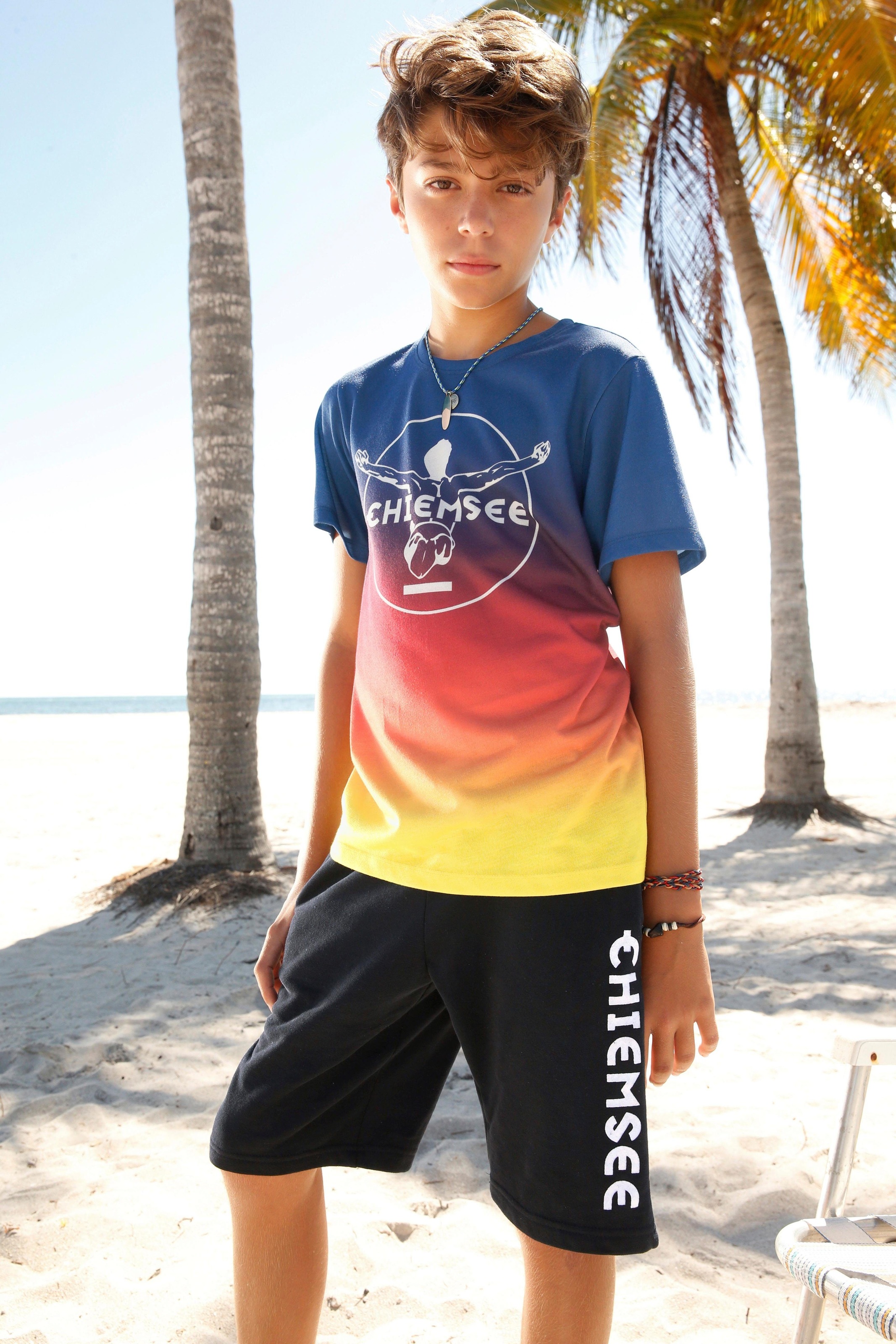 | Druck im vorn für Farbverlauf ▷ mit BAUR Chiemsee T-Shirt,
