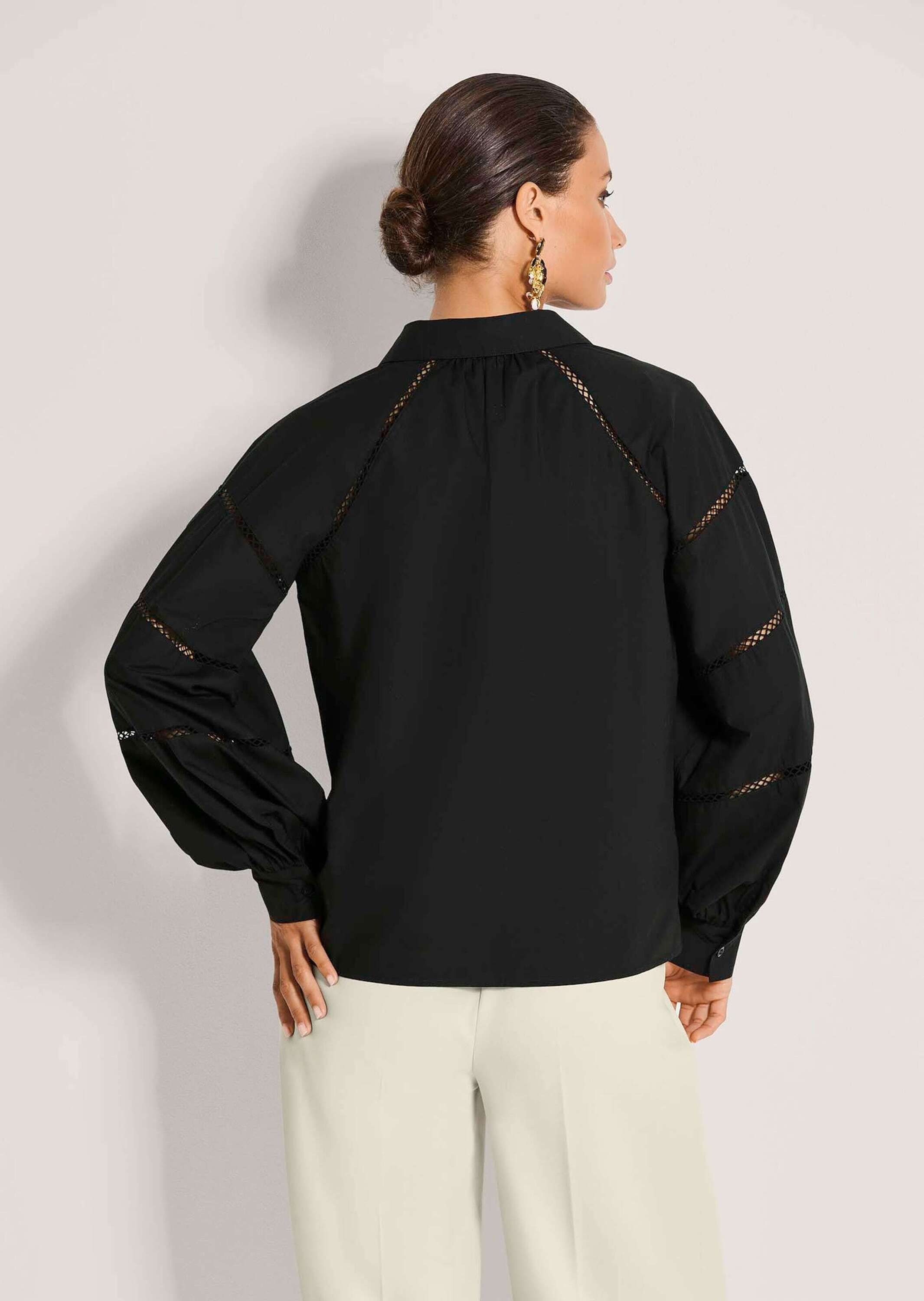 MADELEINE Hemdbluse »Hemdbluse Baumwollbluse mit Spitzendetails« Dünne Spitzenbänder an Raglanärmel