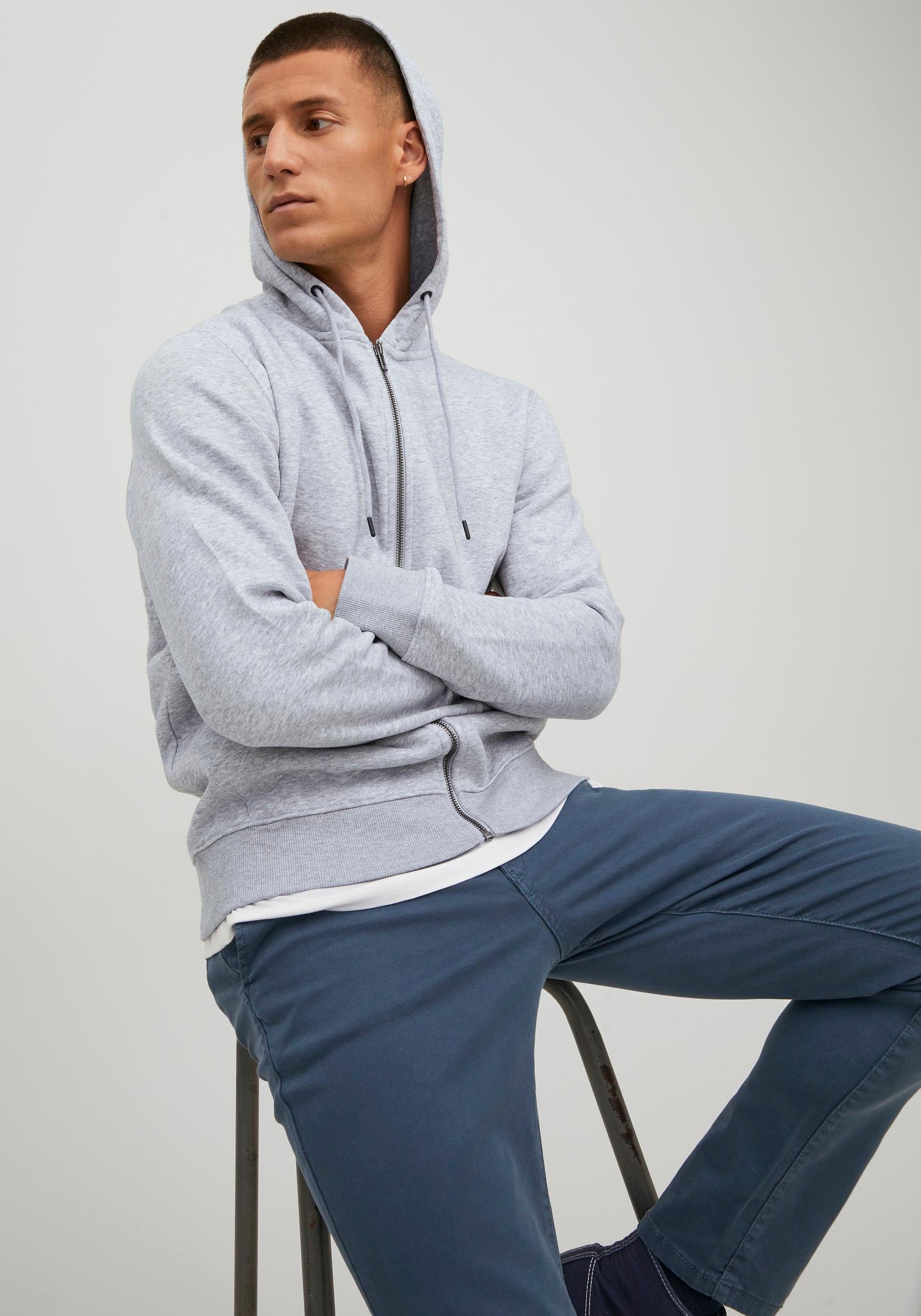 Jack & Jones Kapuzensweatjacke "JJESTAR Basic Hoodie, Eingrifftaschen und a günstig online kaufen