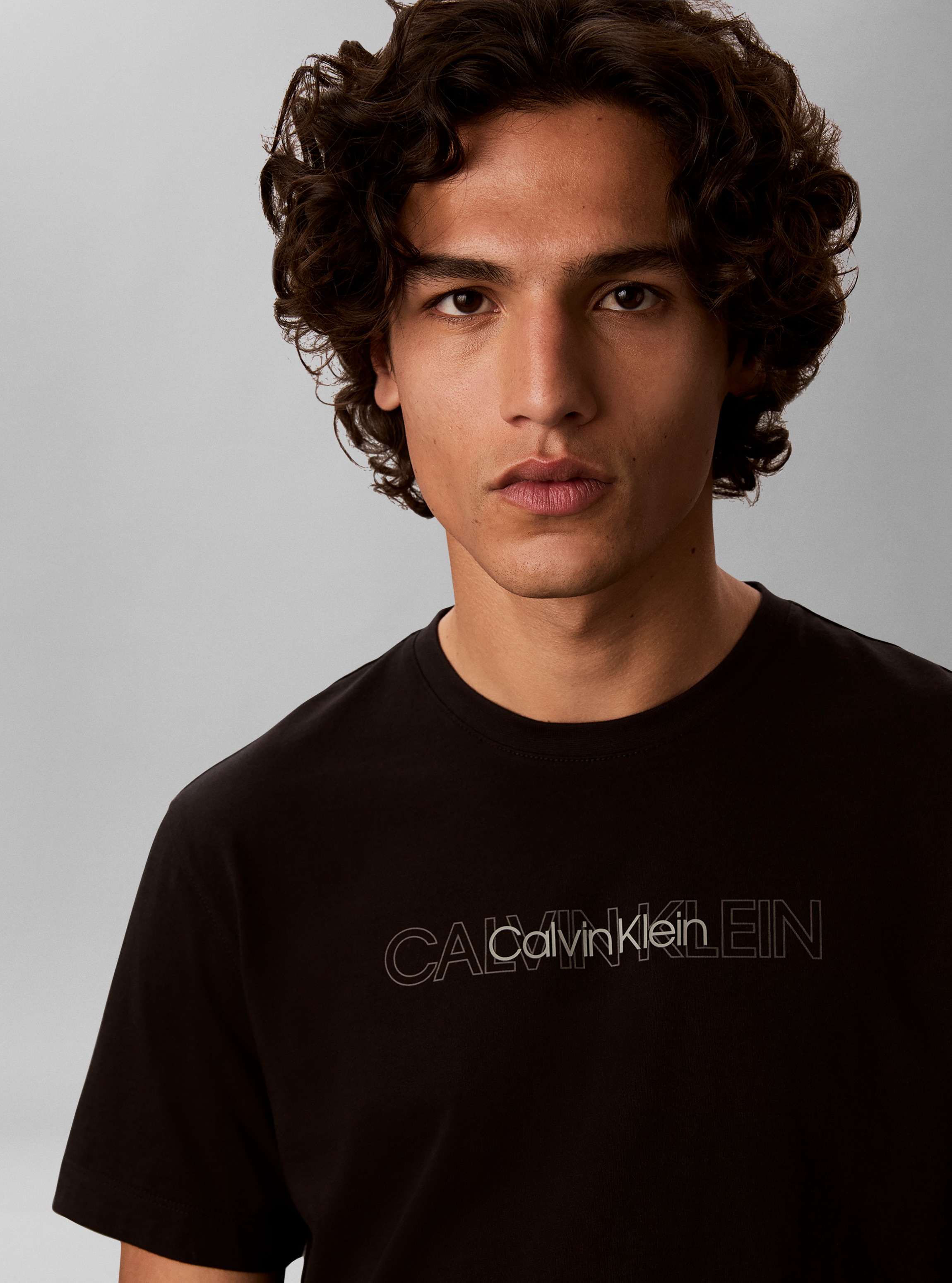 Calvin Klein T-Shirt »REPEAT LOGO GRAPHI« Regular fit mit Rundhalsausschnitt