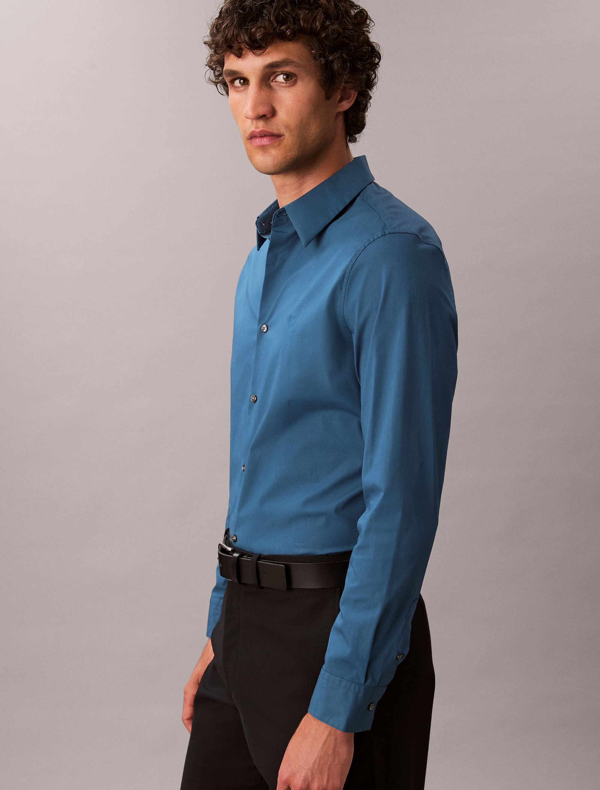 Thumbnail - Calvin Klein Langarmhemd "LONG SLEEVE SOLID STRETCH SLIM SHIRT" slim fit, in Unifarbe
