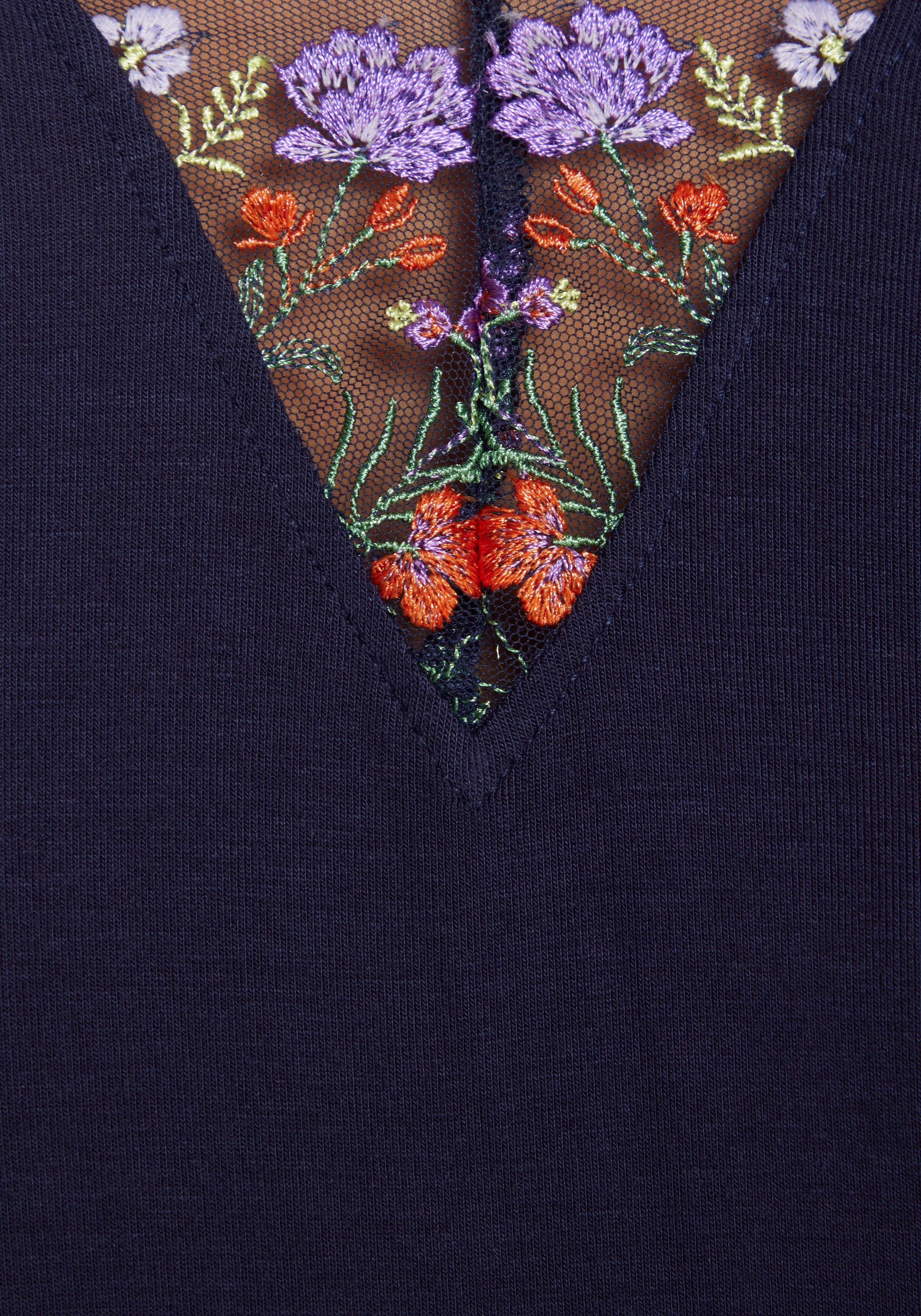 LASCANA Pyjama, (2 tlg.), Spitze mit zauberhafter Blumenstickerei