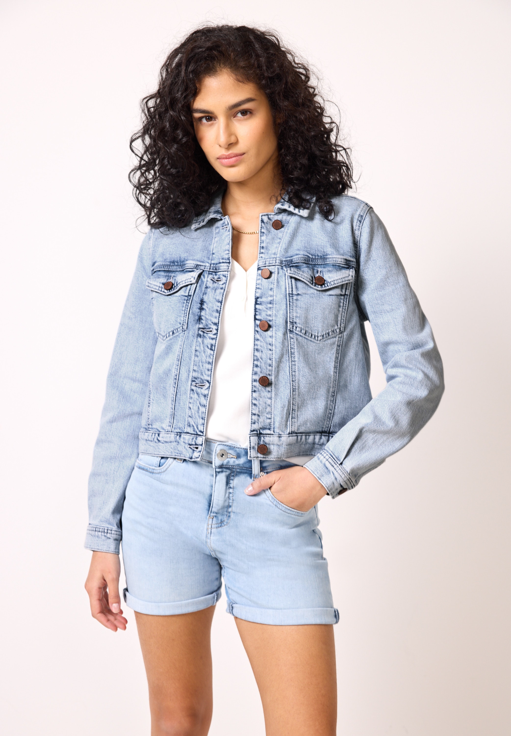 STREET ONE STUDIO Jeansjacke, ohne Kapuze, mit Brusttaschen günstig online kaufen