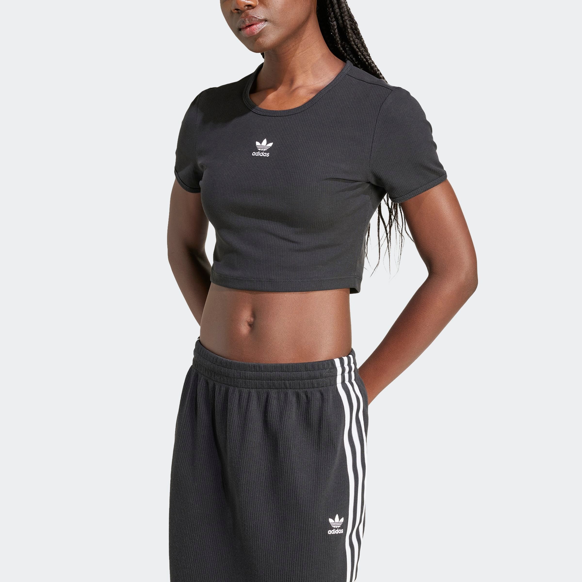 adidas Originals T-Shirt "ESSENTIALS RIBBED CROP" figurbetonte Passform, sc günstig online kaufen