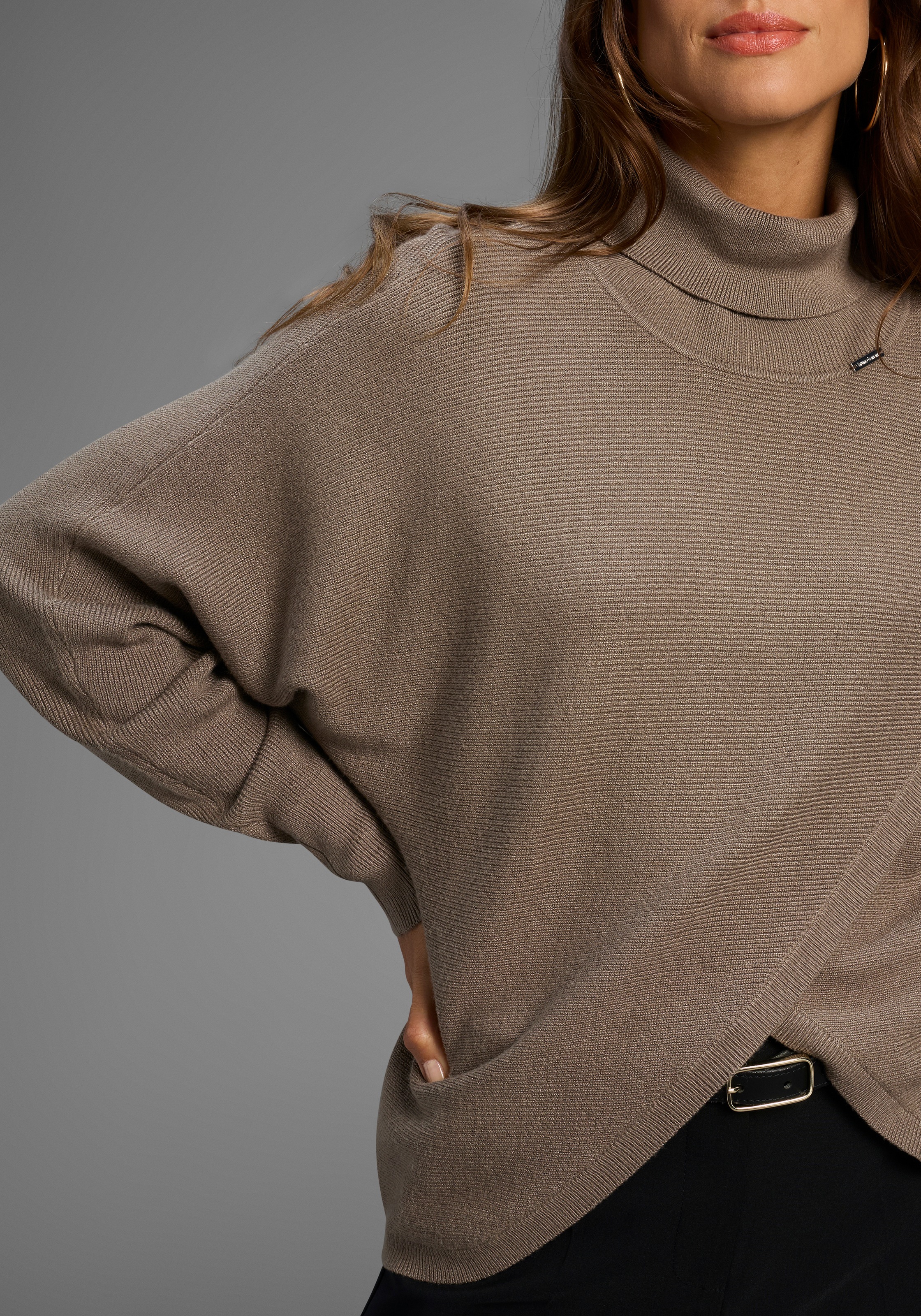 Thumbnail - Bruno Banani Rollkragenpullover mit Wickel-Optik