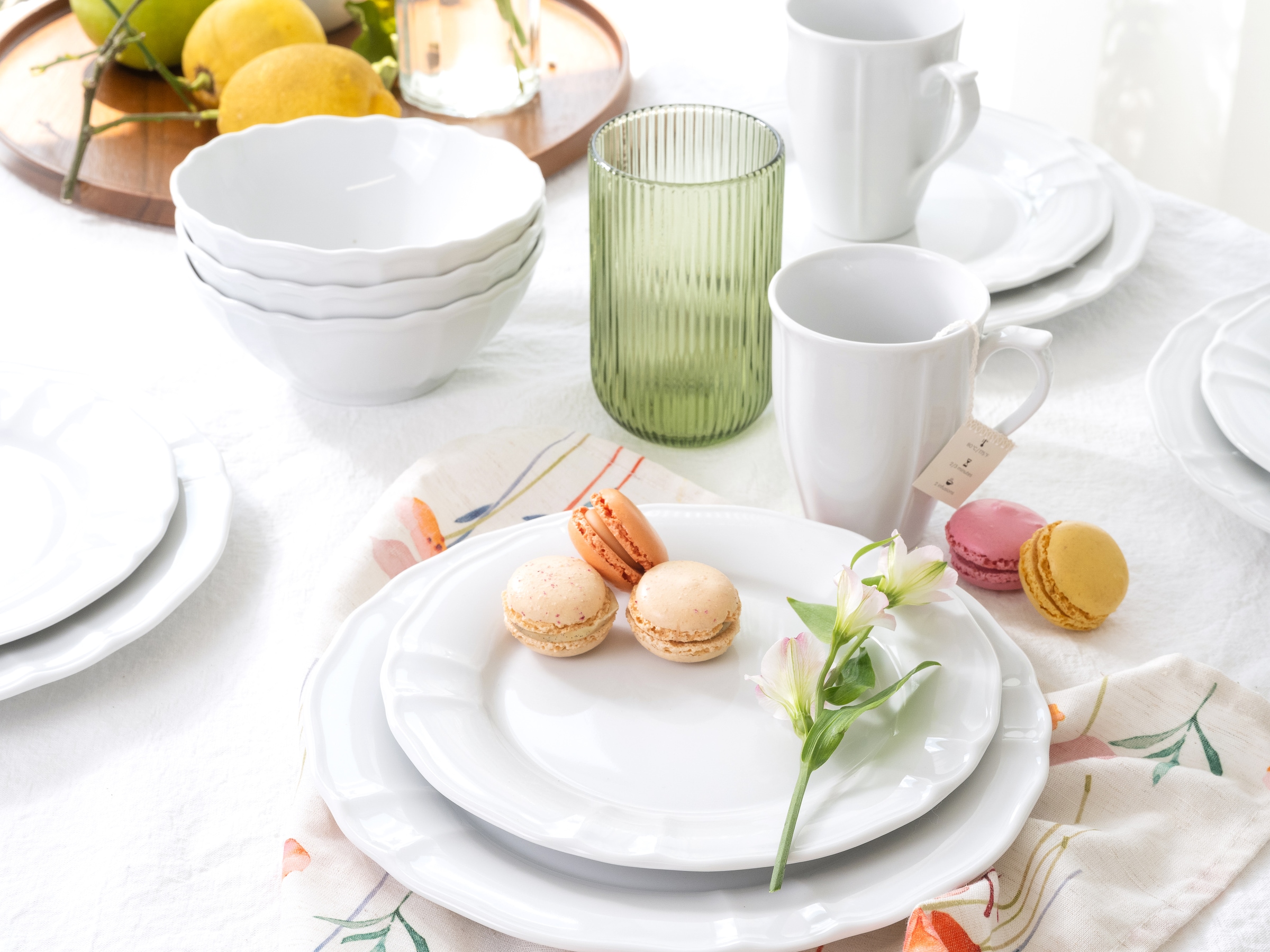 CreaTable Kombiservice »Geschirr-Set Flora«, (Set, 16 tlg., Kaffeeservice und Tafelservice im Set, für 4 Personen), Service weiß, klassische Form im Landhausstil 16 Teile, für 4 Personen