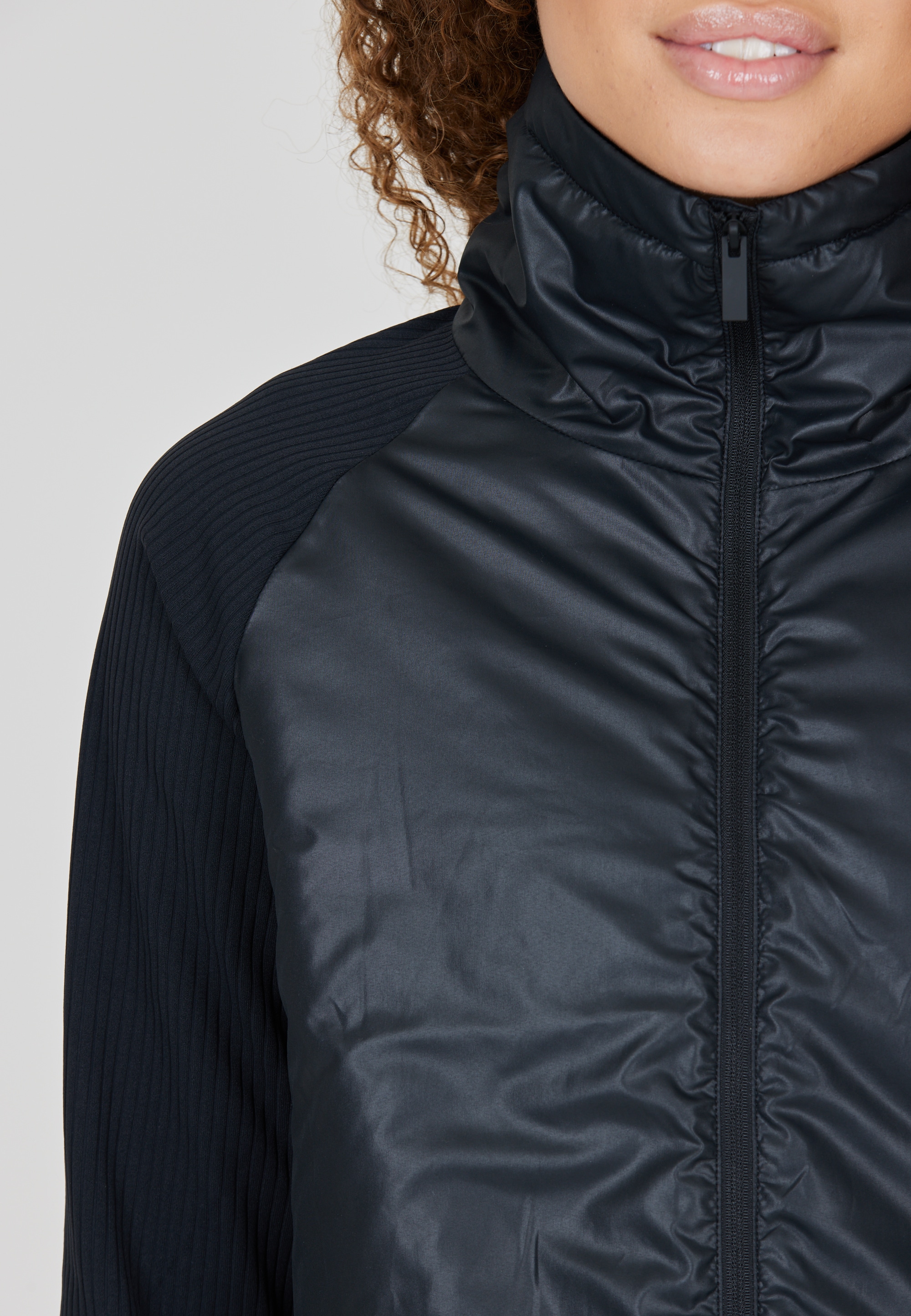 ATHLECIA Outdoorjacke »Ayanda«, mit innovativer Primaloft-Wattierung