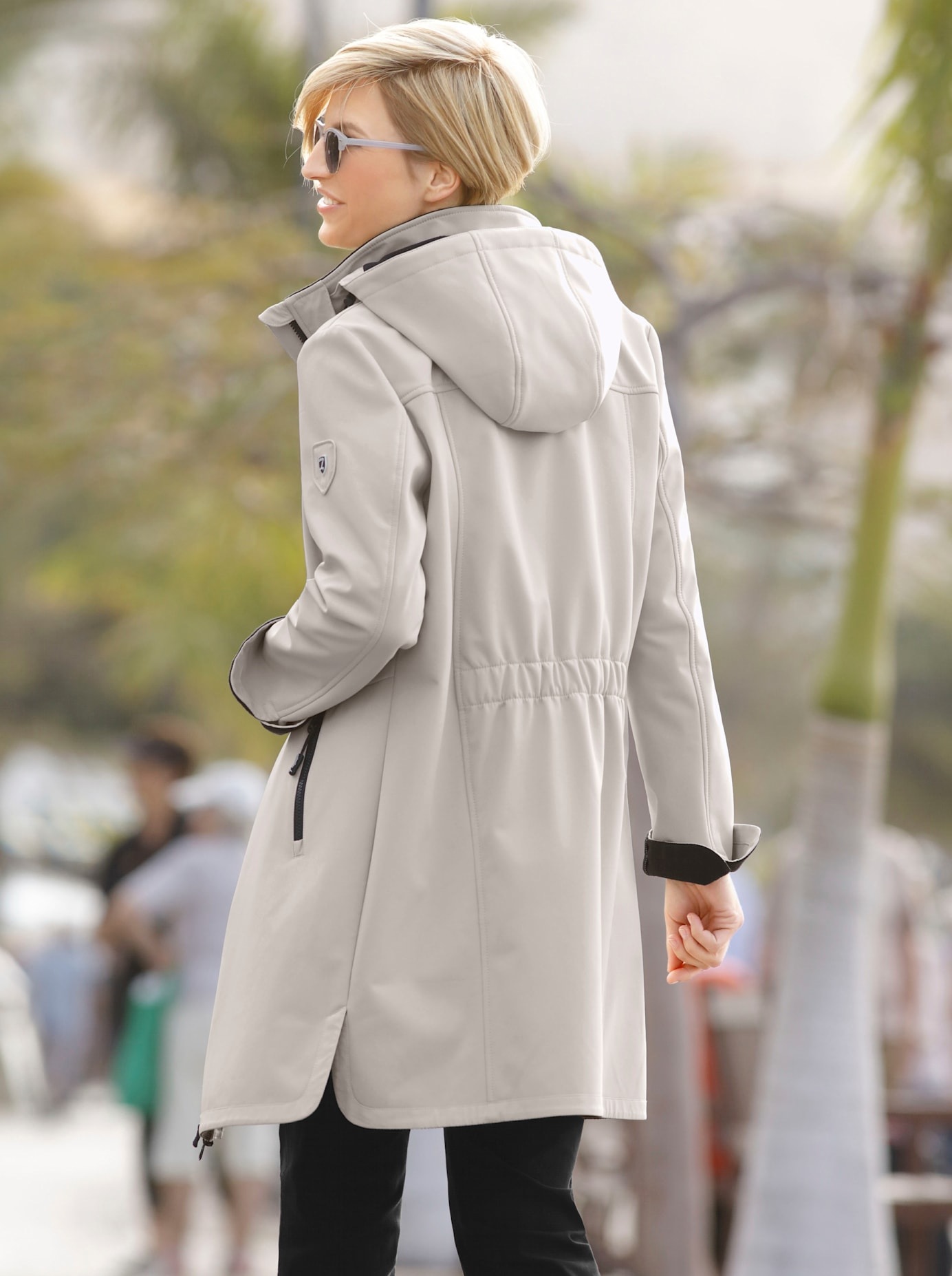 Casual Looks Softshelljacke mit Kapuze