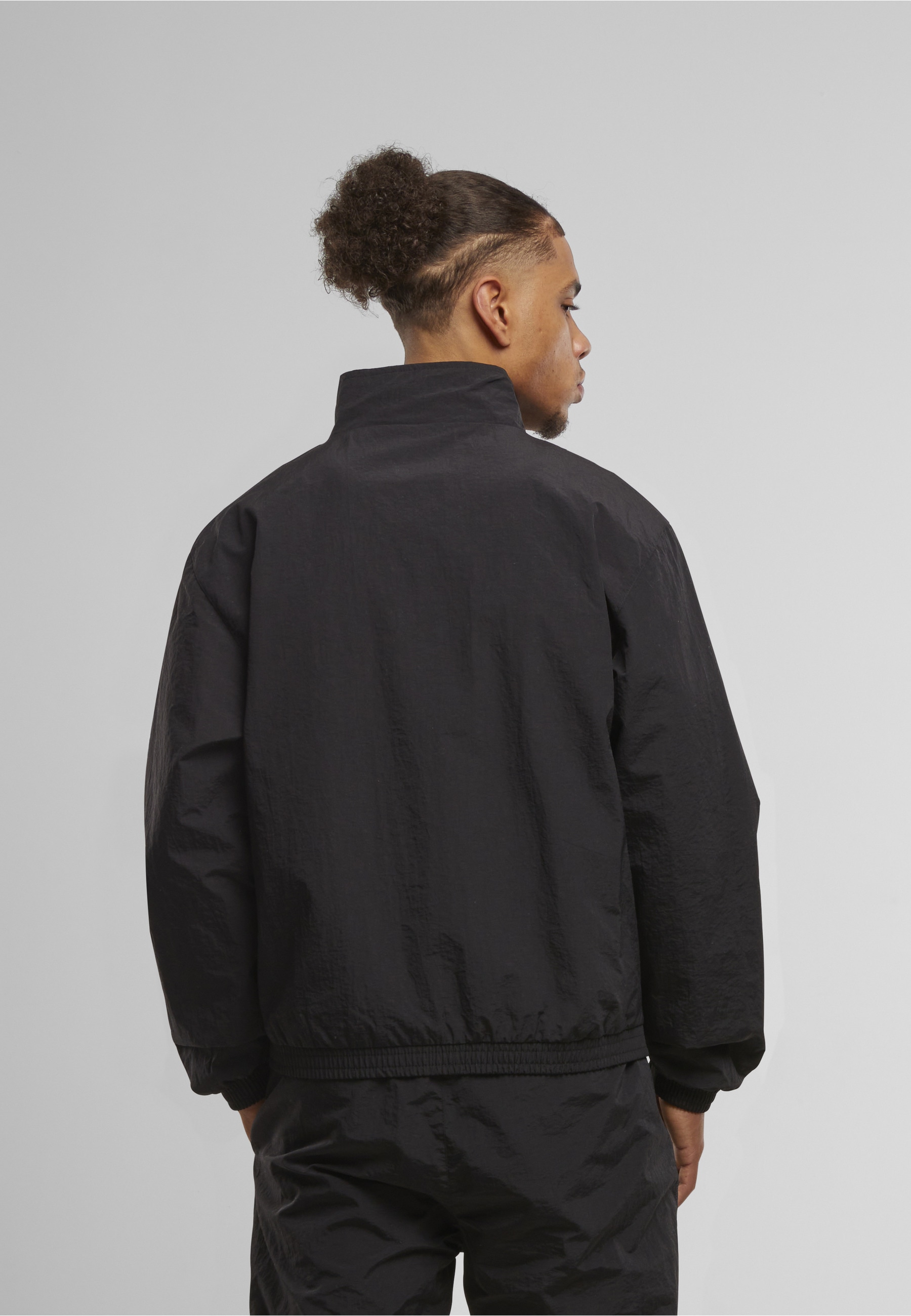 Karl Kani Trainingsjacke »Karl Kani Sport Patch Essential Trackjacket« 1 Stk. tlg. ohne Kapuze