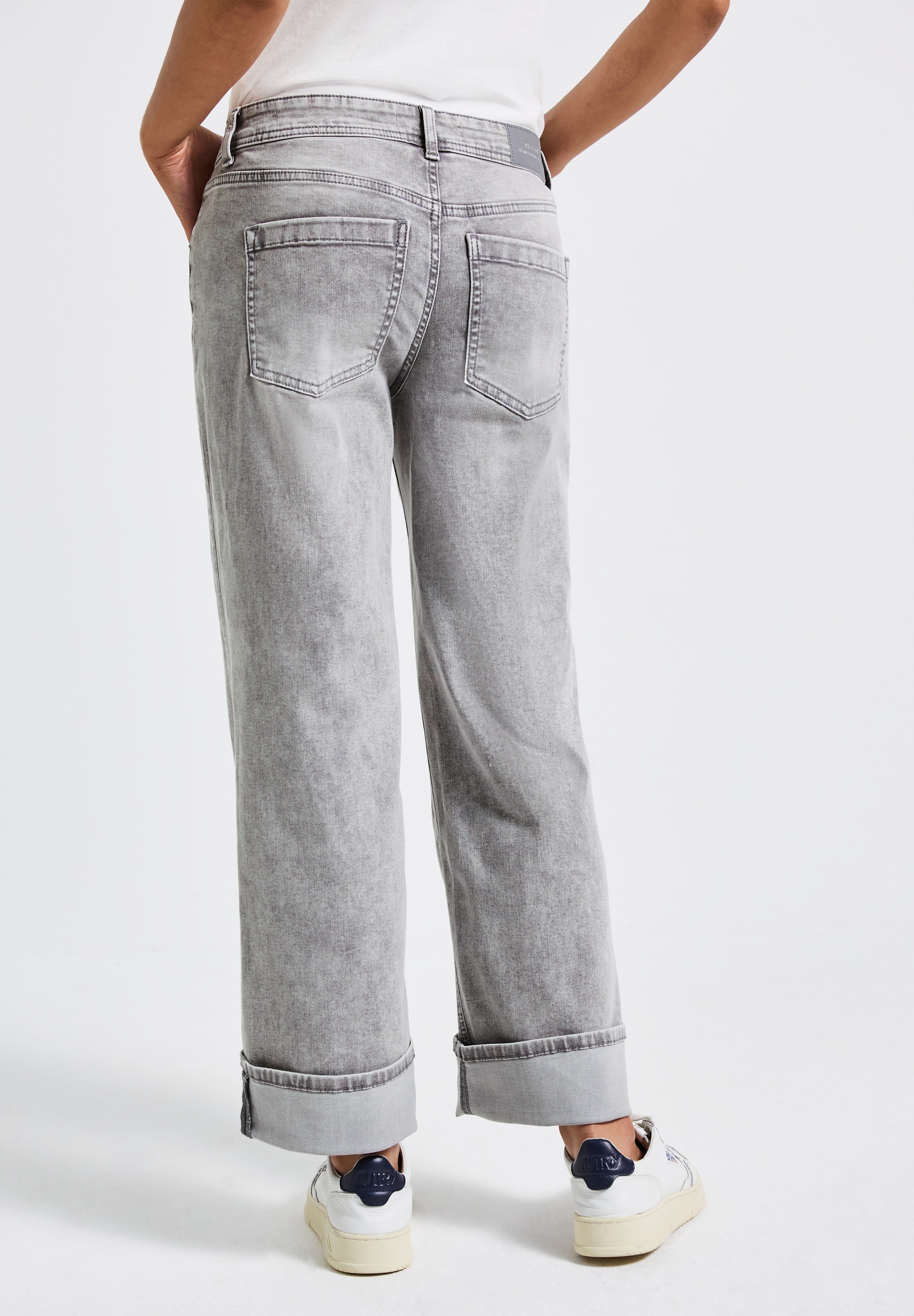STREET ONE Straight-Jeans, im Five-Pocket Style