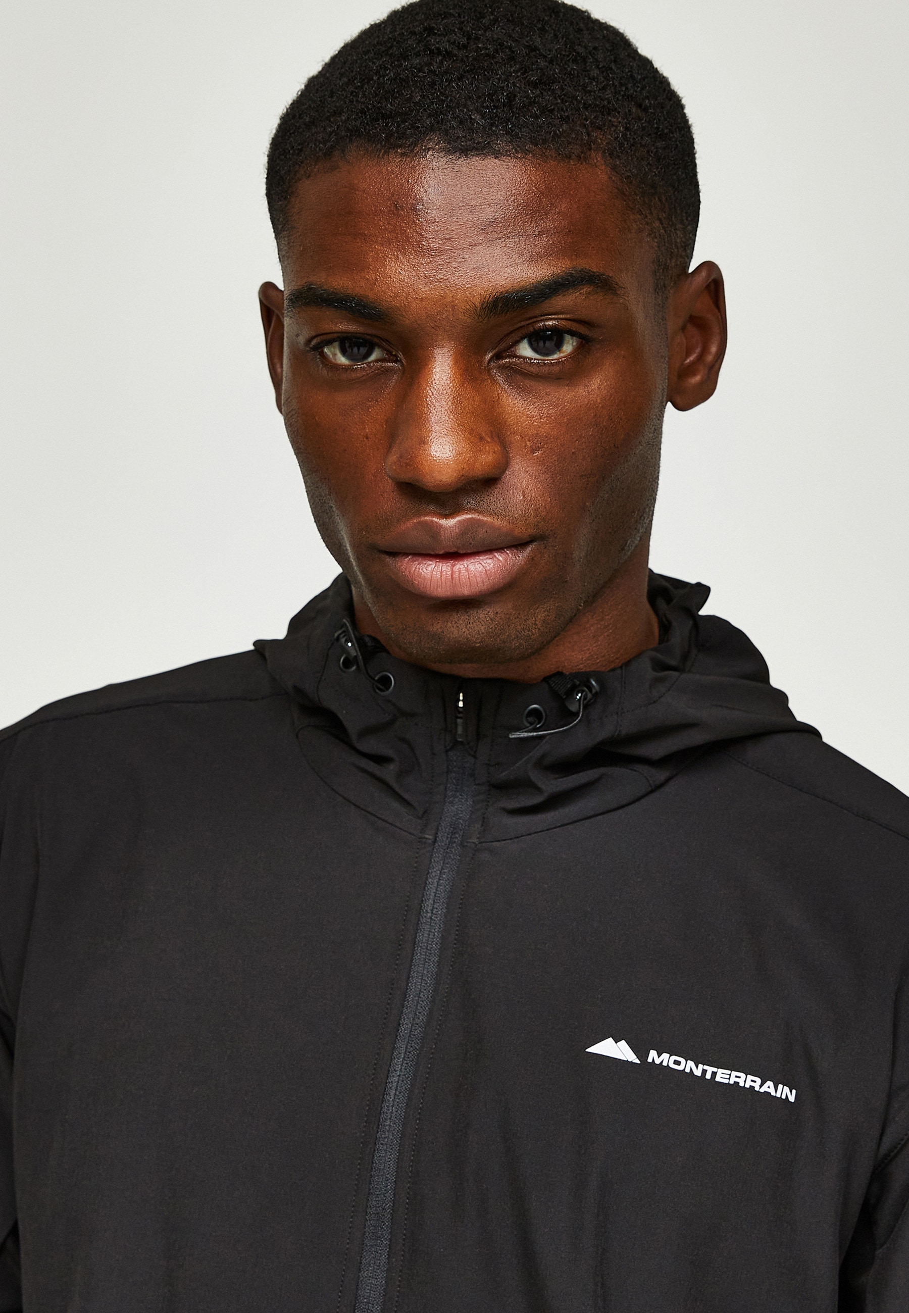 Monterrain Langmantel »Monterrain FORM WOVEN RUNNING JACKET«