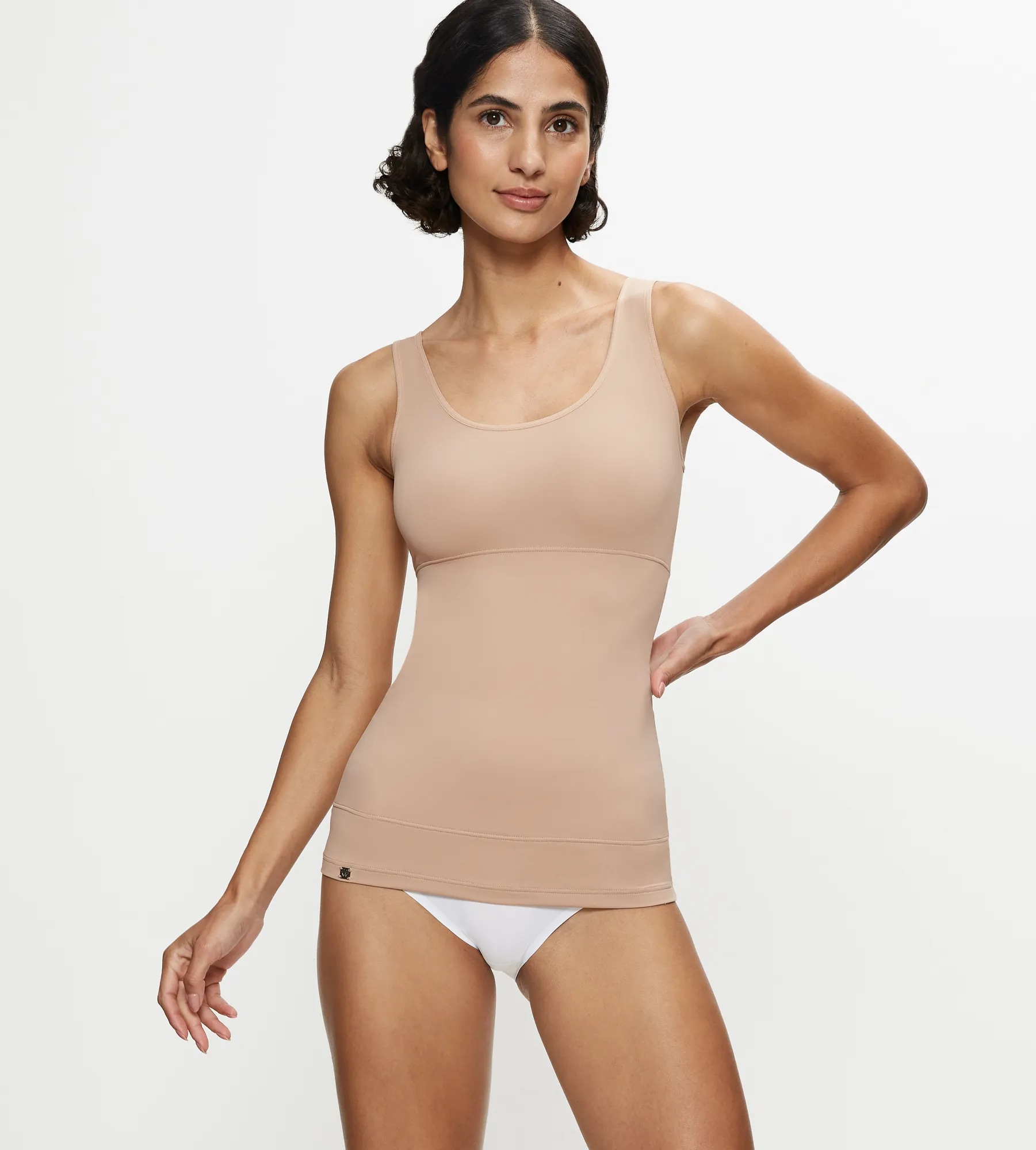 Triumph Shapinghemd "Trendy Sensation" breite Träger, Shape-Effekt, tiefer Rundhals-Ausschnitt
