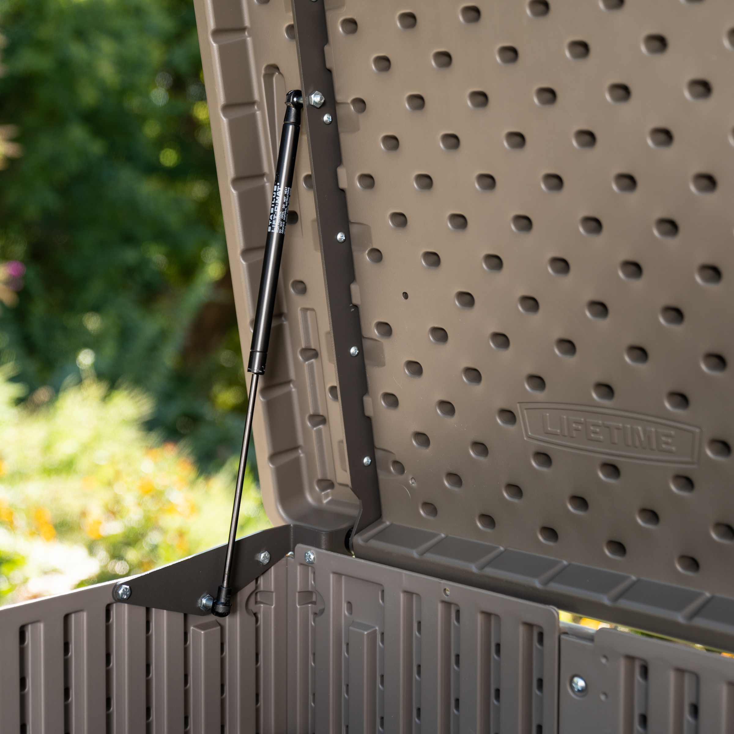 Lifetime Mülltonnenbox »Geräteschrank Greg«, Platz für 3 Mülltonnen je 240 L, BxHxT: 191x108x132 cm