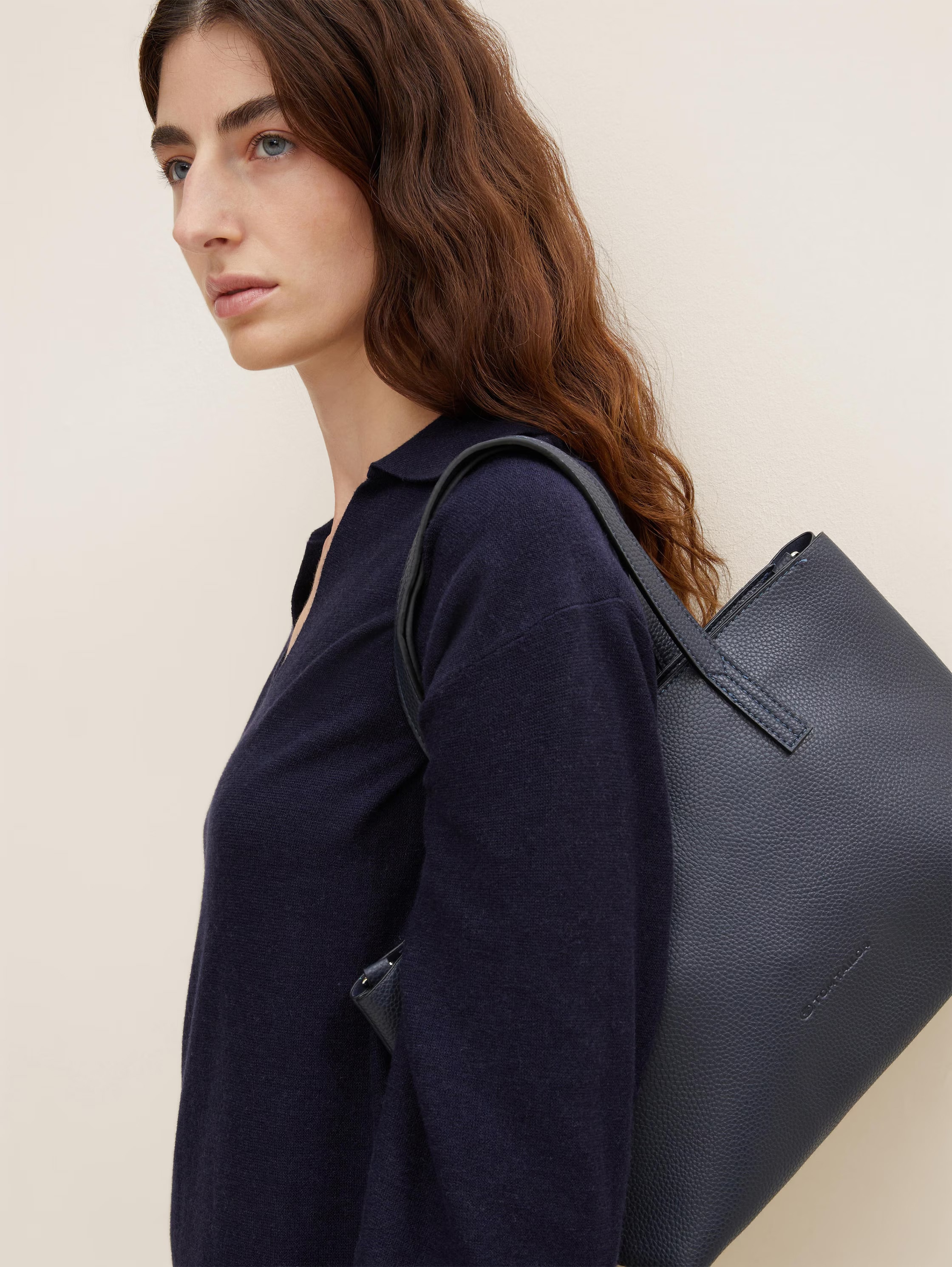 TOM TAILOR Shopper »Marla« aus fein genarbtem Lederimitat außen und weichem Suede-Imitat Futter