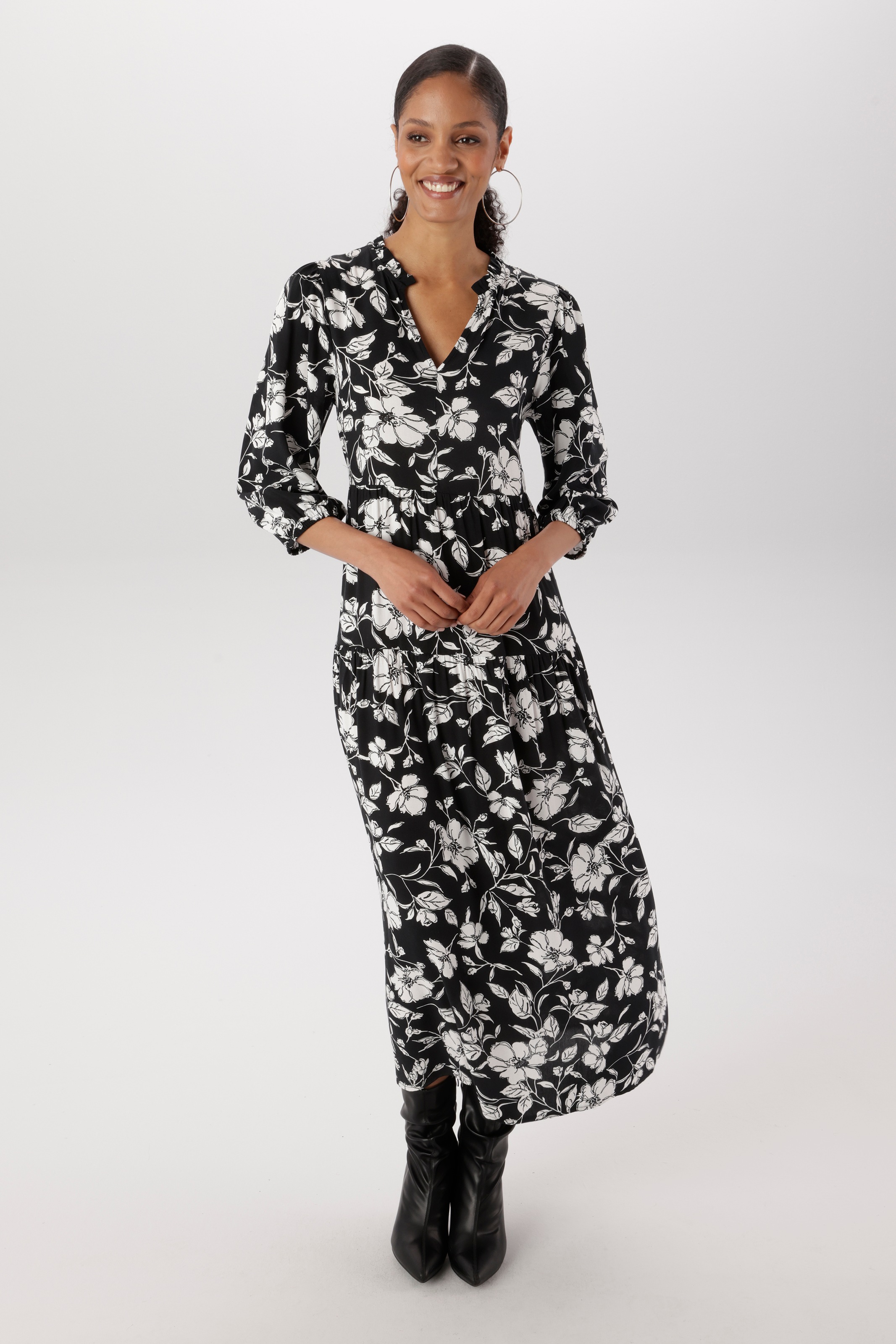 Aniston SELECTED Maxikleid mit fantasievollen und malerischen Blumendruck - NEUE KOLLEKTION