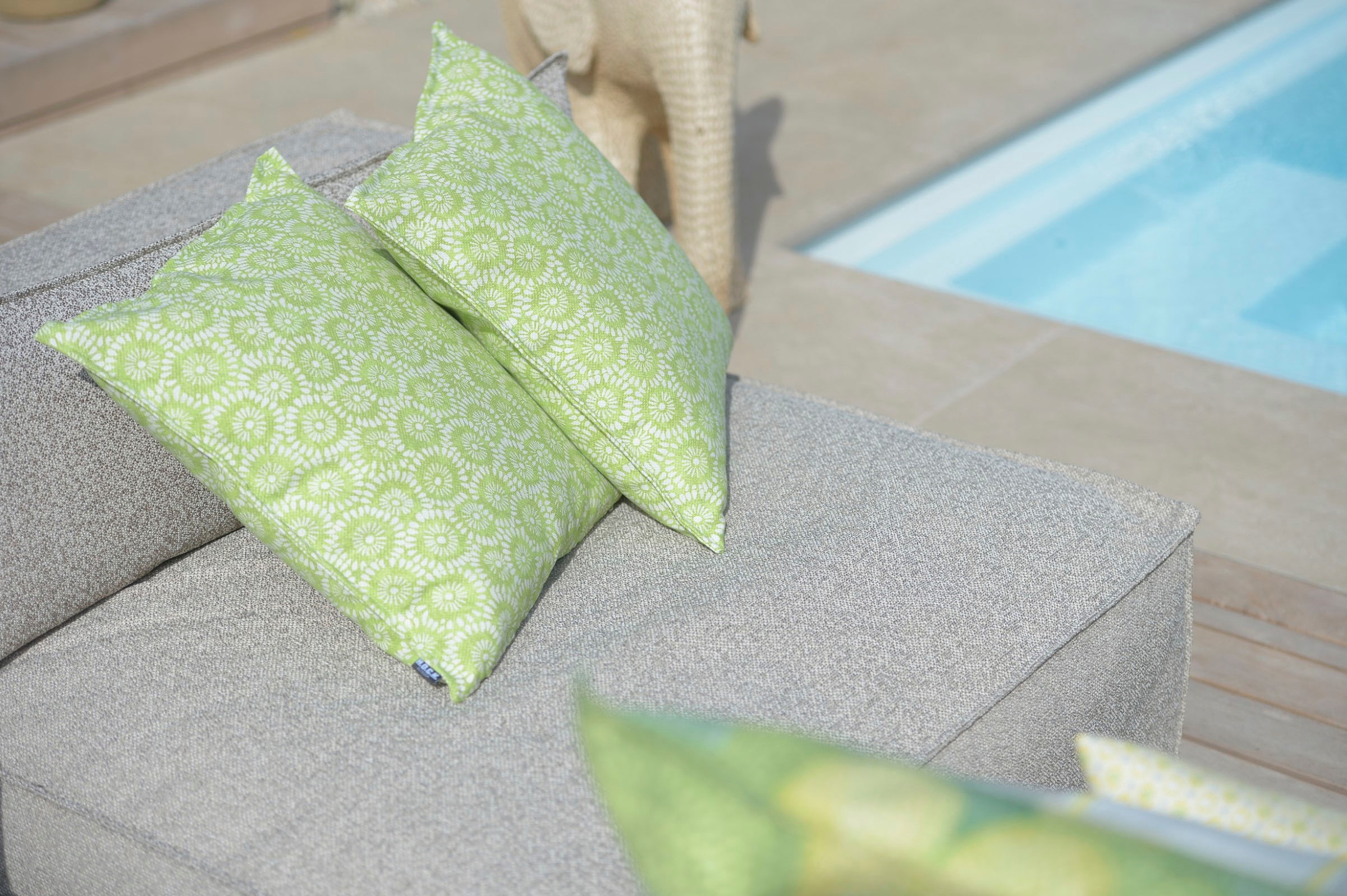 Thumbnail - H.O.C.K. Dekokissen "Yuno" mit Blumenmuster, Kissenhülle mit Füllung, 1 Stück