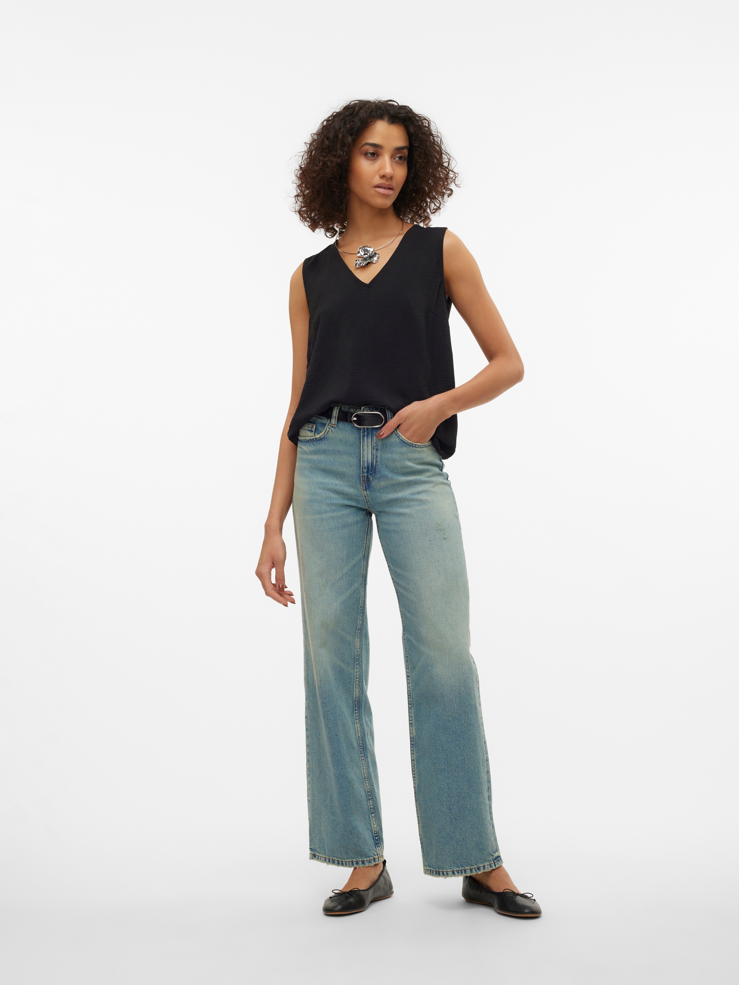 Vero Moda Shirttop »VMALVA S/L V-NECK TOP WVN NOOS« Kunstfaser, regular fit