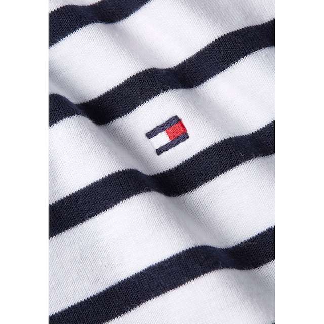 Tommy Hilfiger T-Shirt »SLIM CODY RIB V-NECK SS«, mit dezenter Logostickerei  online bestellen | BAUR