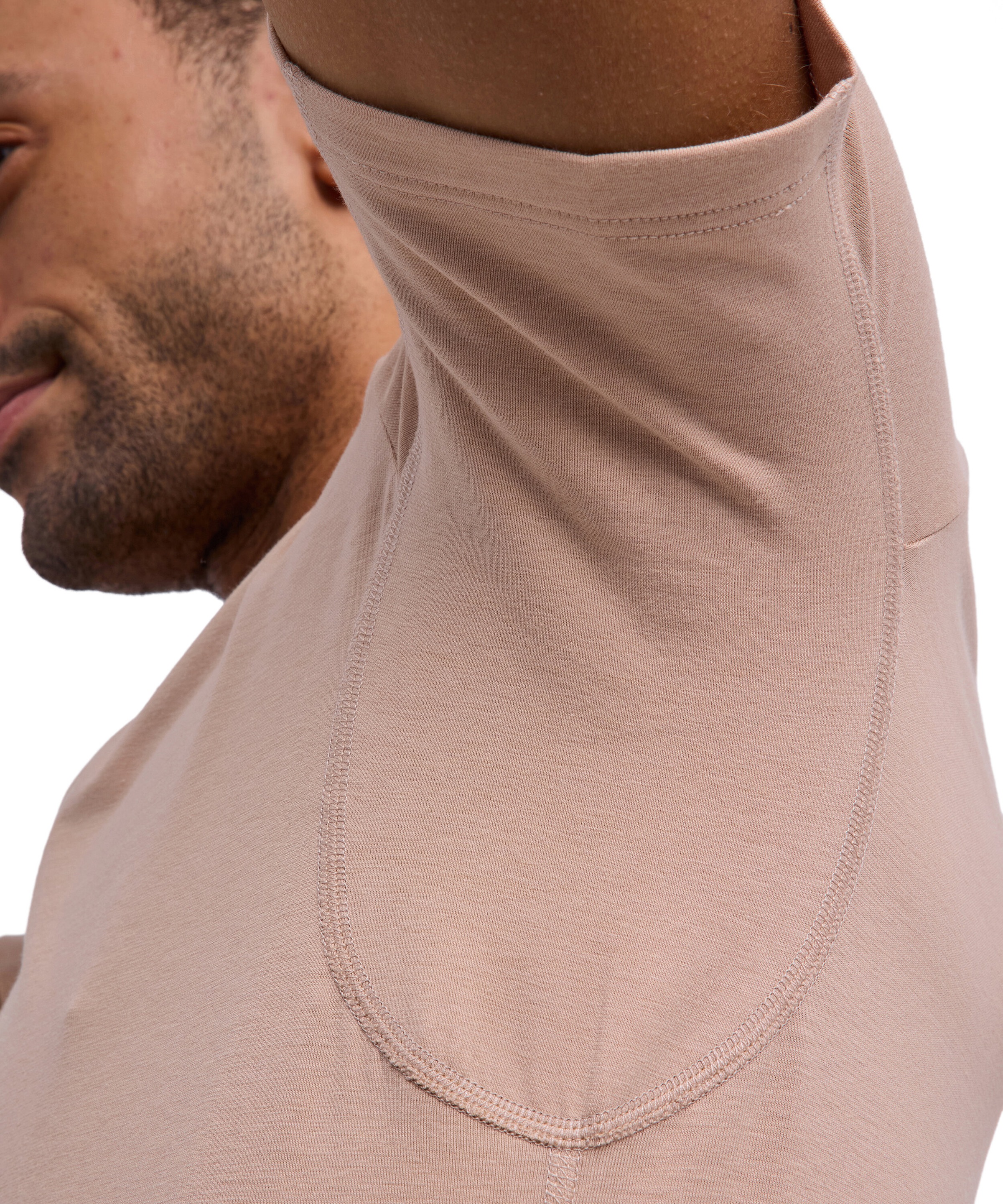 FALKE T-Shirt »Daily Climate Control« tiefer V-Ausschnitt, kurzarm, Cotton-Mix