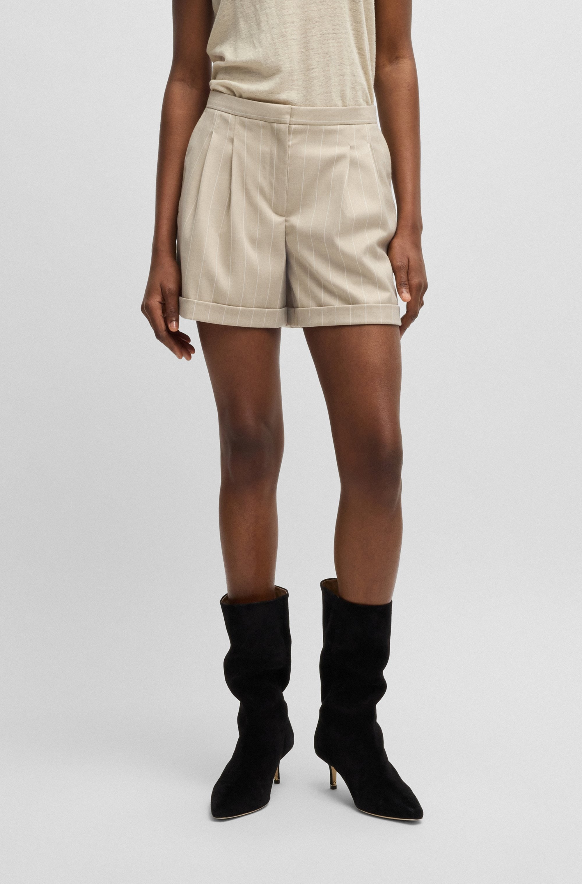 BOSS ORANGE Webhose "Tostie Premium Damenmode", mit Nadelstreifen günstig online kaufen