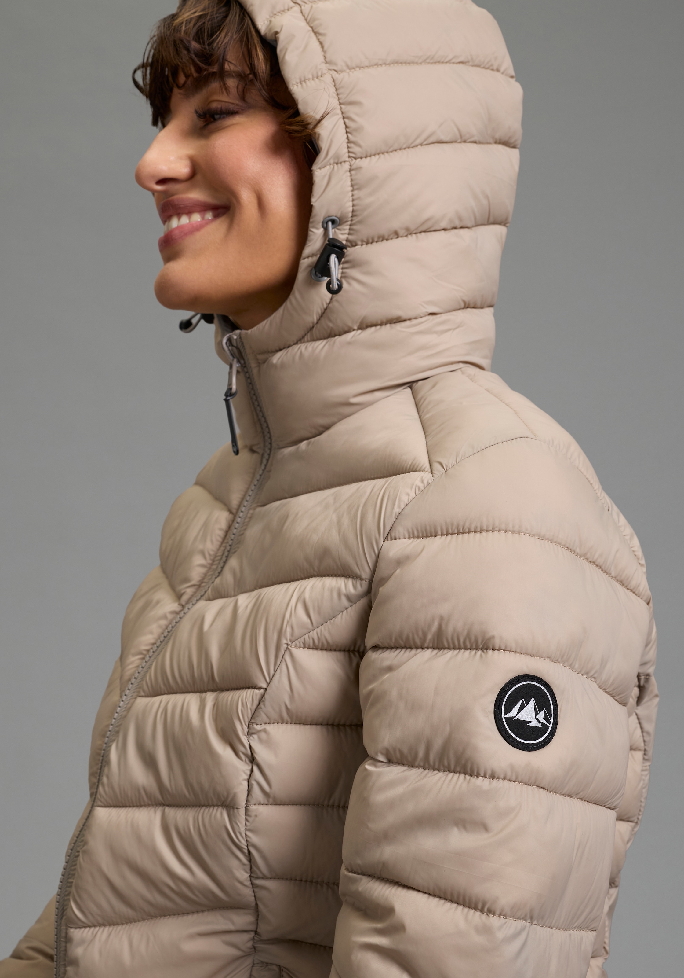 Polarino Steppjacke mit Kapuze Übergangsjacke für kühle Tage,  aus leichtem Webmaterial