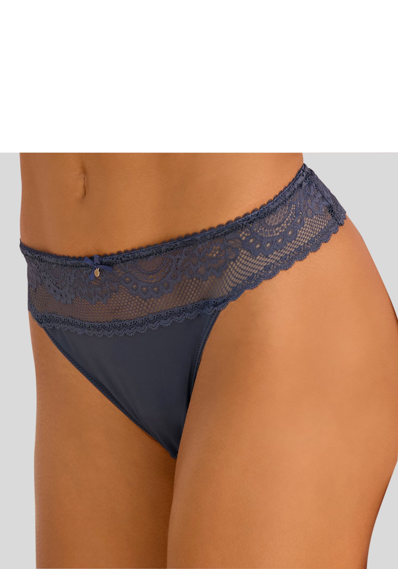 High-Waist-String, mit breitem Bund aus floraler Spitze