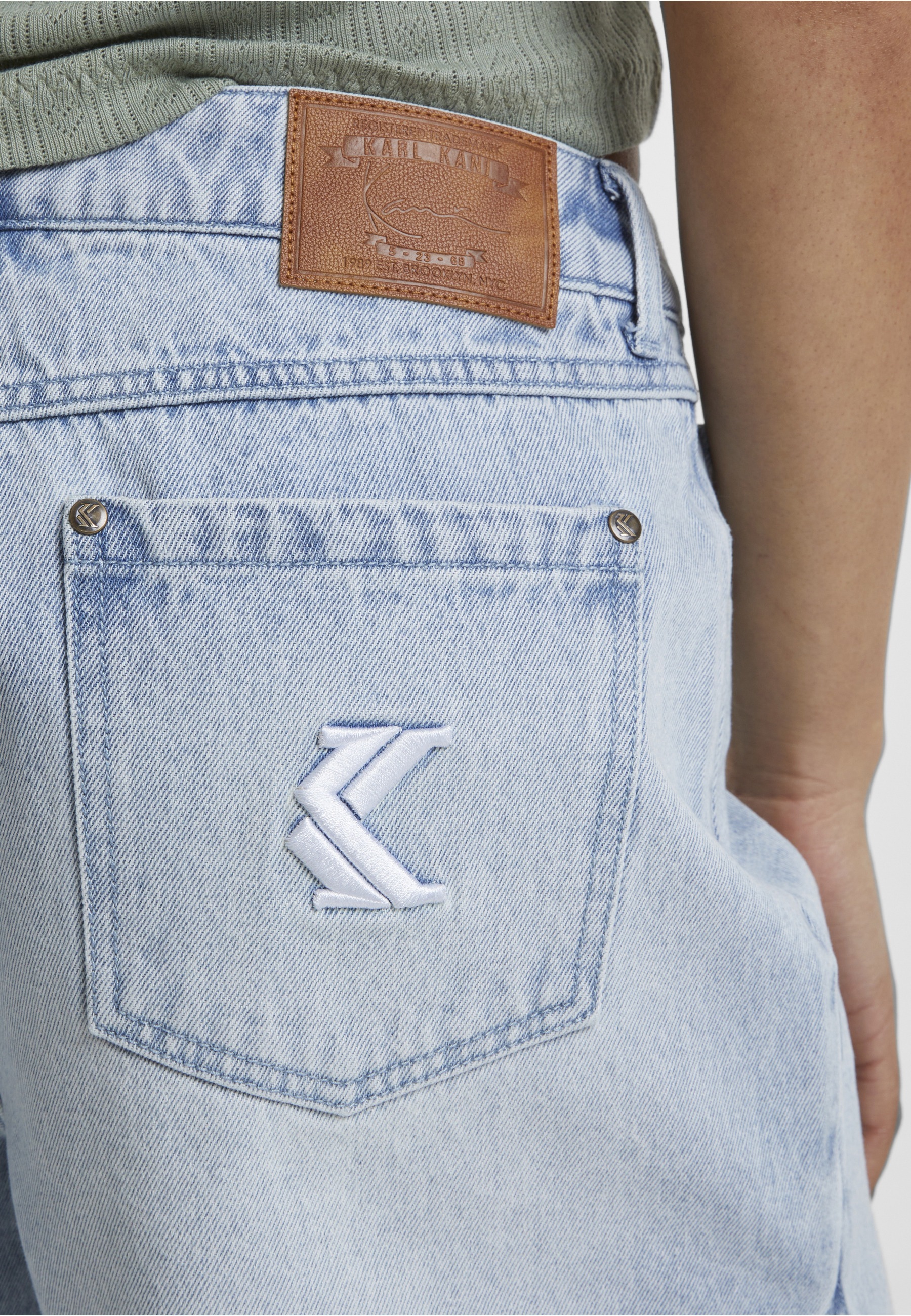 Karl Kani Shorts »Karl Kani Damen Karl Kani OG Slit Denim Shorts«
