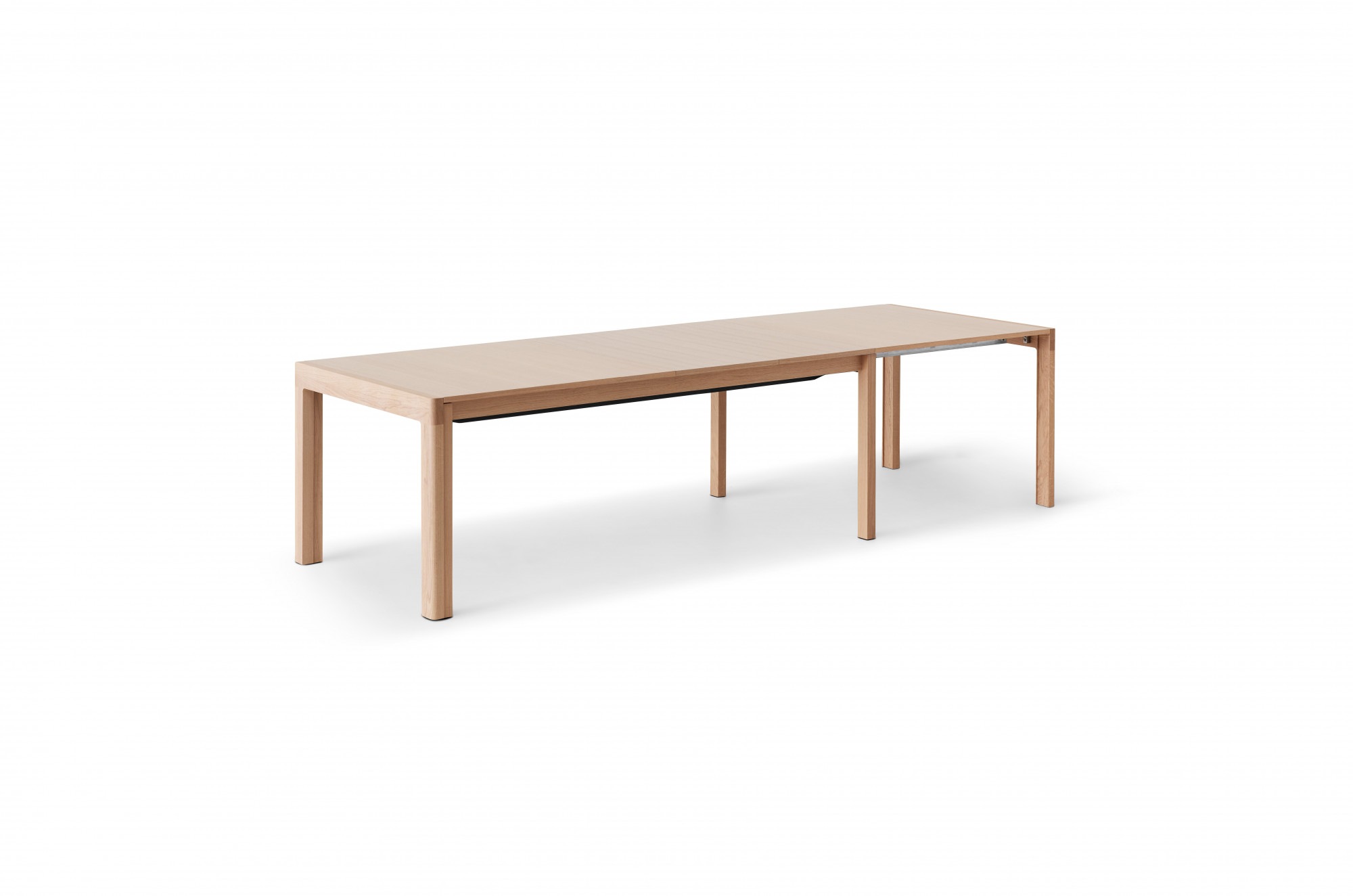 Esstisch HAMMEL FURNITURE "Join XXL, ausziehbar 220-541cm, mit 6 Einlegeplatten - bis 18 Personen", beige (natur), B:327cm H:75cm, Tischplatte: Eichenfurnier, weiß pigmentierter Mattlack. Kanten aus massiver Eiche, weiß pigmentiert. Gestell: Eiche massiv, 2
