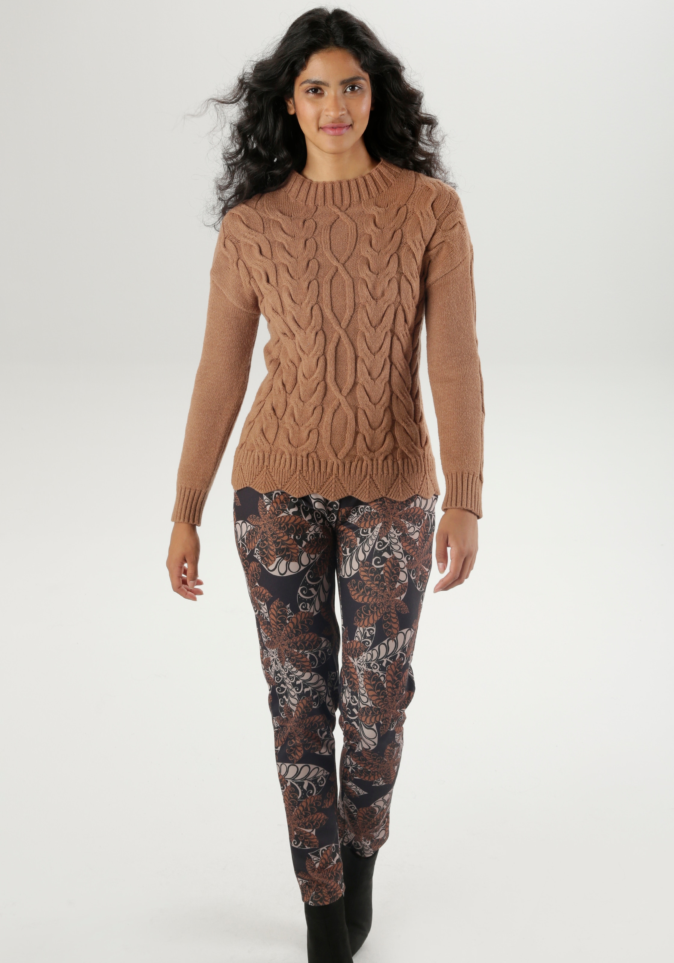 Aniston SELECTED Schlupfhose, aus festerer Jerseyqualität mit Stretch